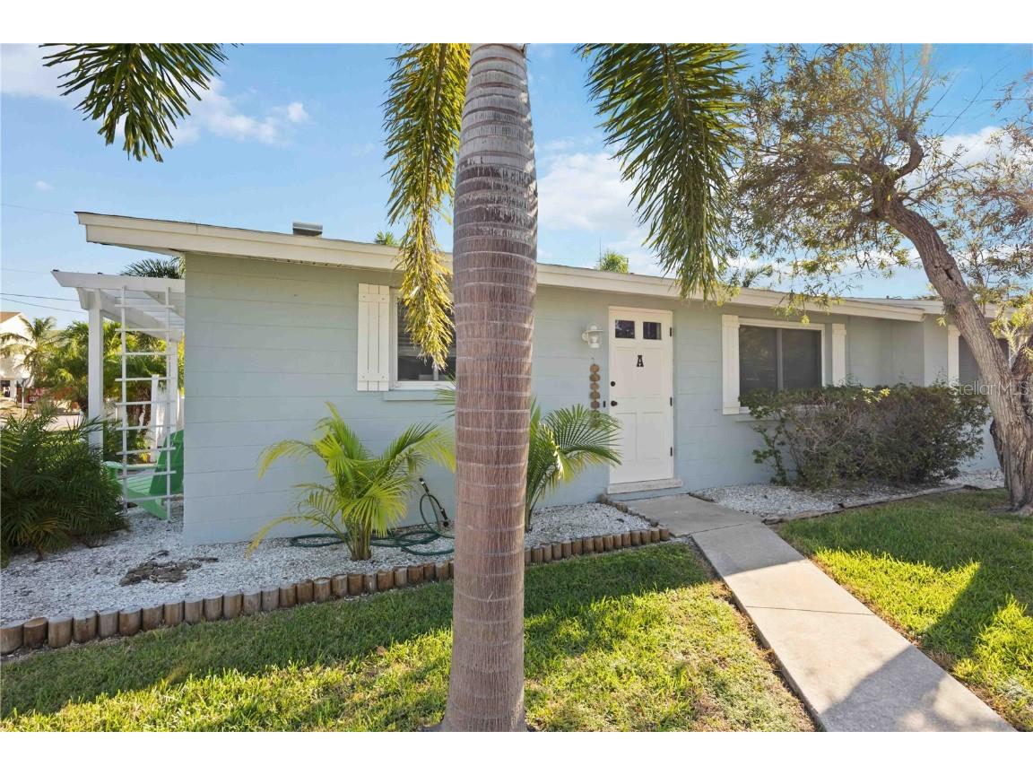 2904 Avenue B #A & B Holmes Beach FL 34217 A4671190 image17