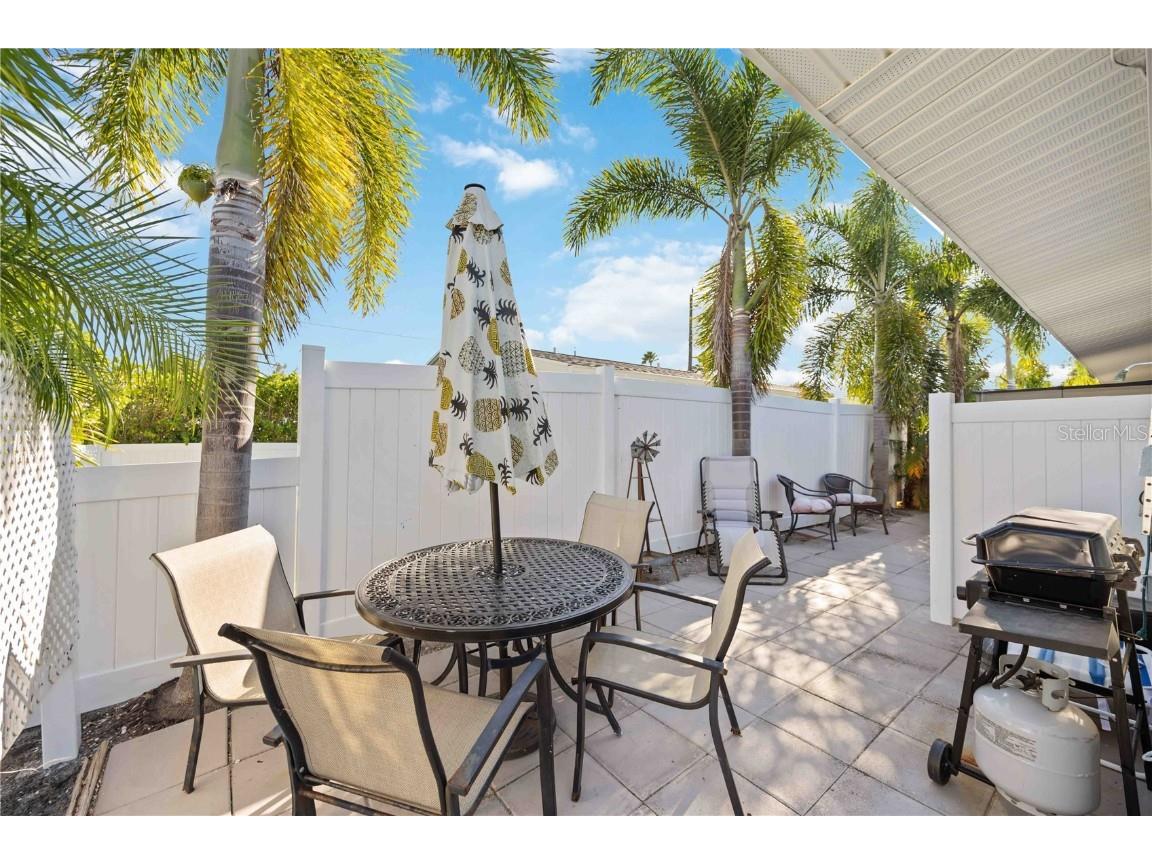 2904 Avenue B #A & B Holmes Beach FL 34217 A4671190 image18