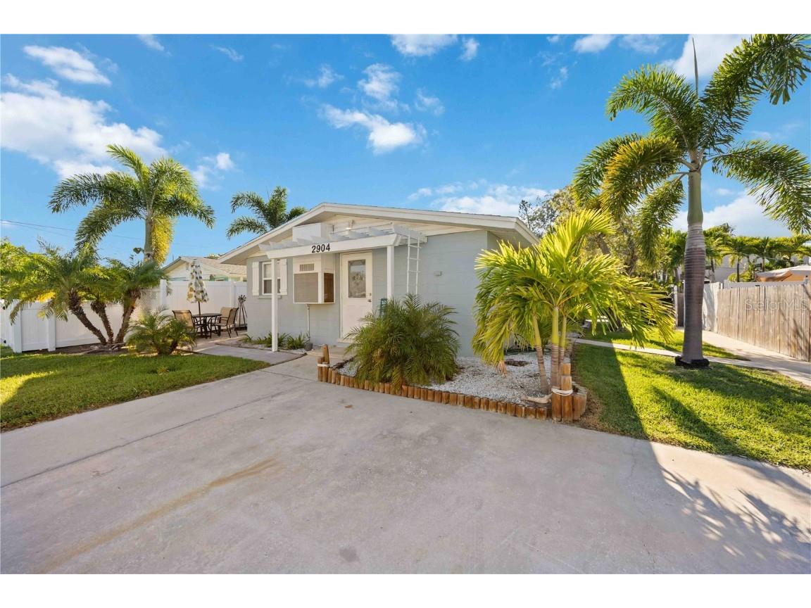 2904 Avenue B #A & B Holmes Beach FL 34217 A4671190 image47