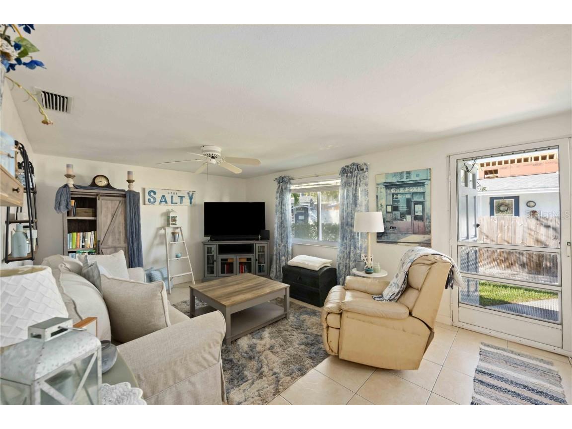 2904 Avenue B #A & B Holmes Beach FL 34217 A4671190 image51