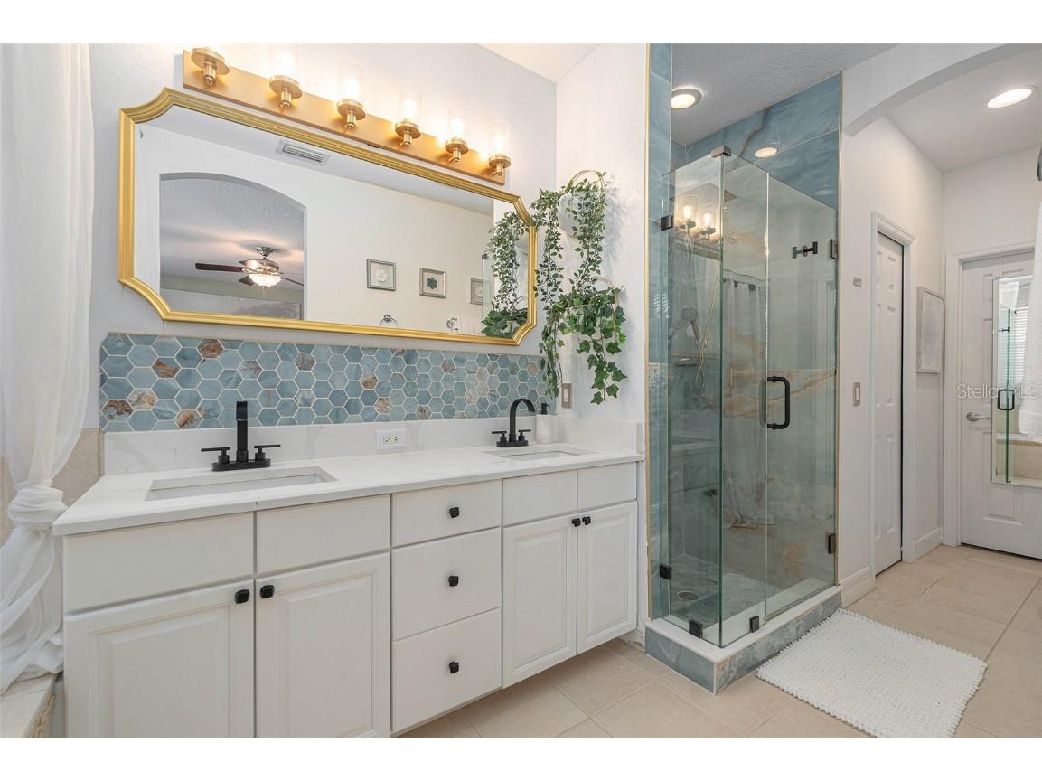 2904 Hansen Manor Lane Tampa FL 33611 TB8445444 image20