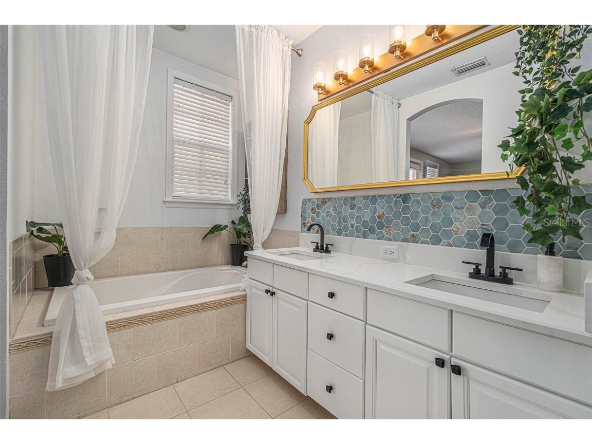 2904 Hansen Manor Lane Tampa FL 33611 TB8445444 image21