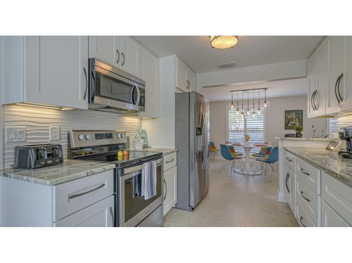 2904 Homasassa Road Sarasota FL 34239 A4669333 image17