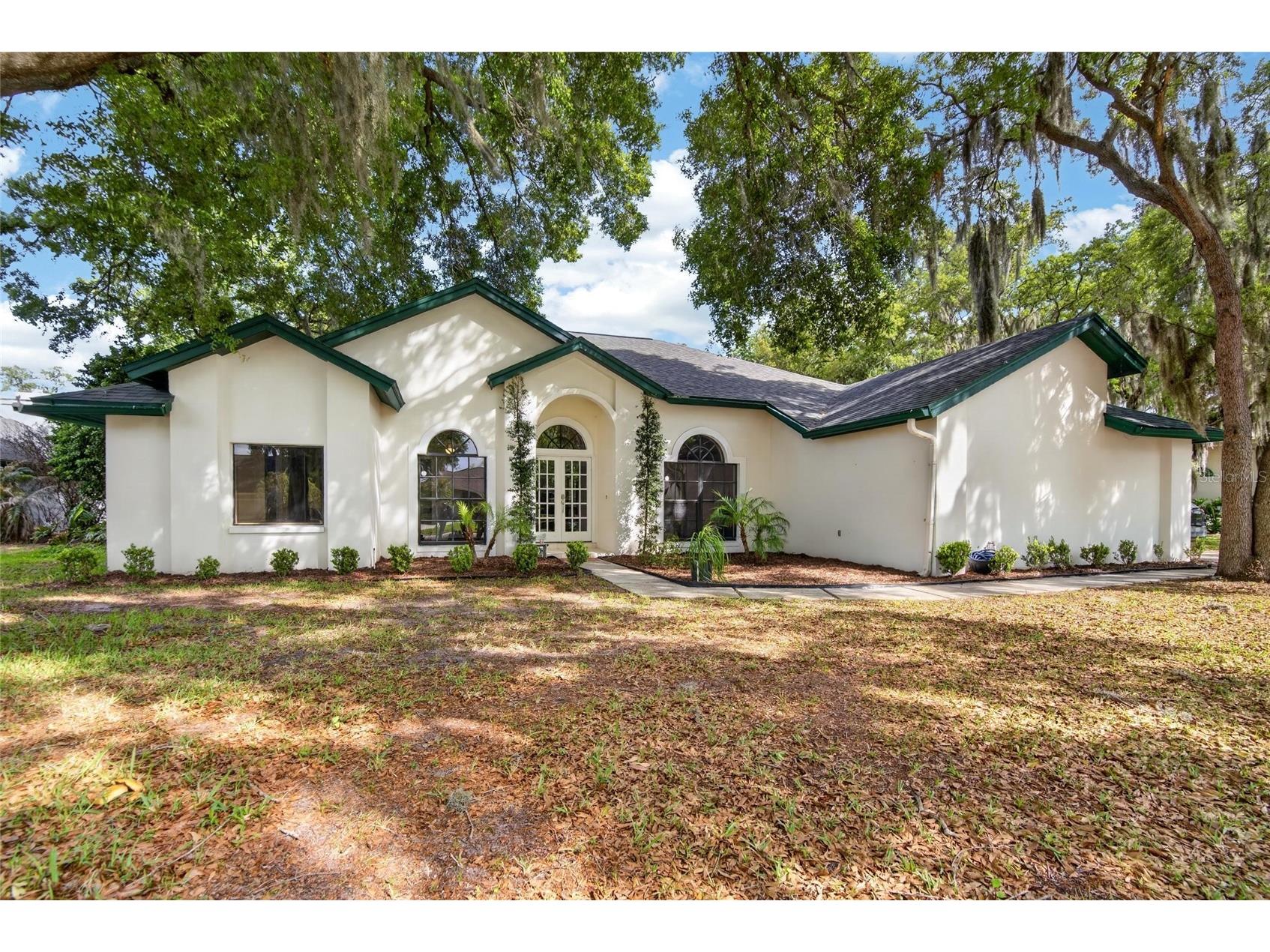 2904 Pine Club Drive Plant City FL 33566 TB8497432 image1