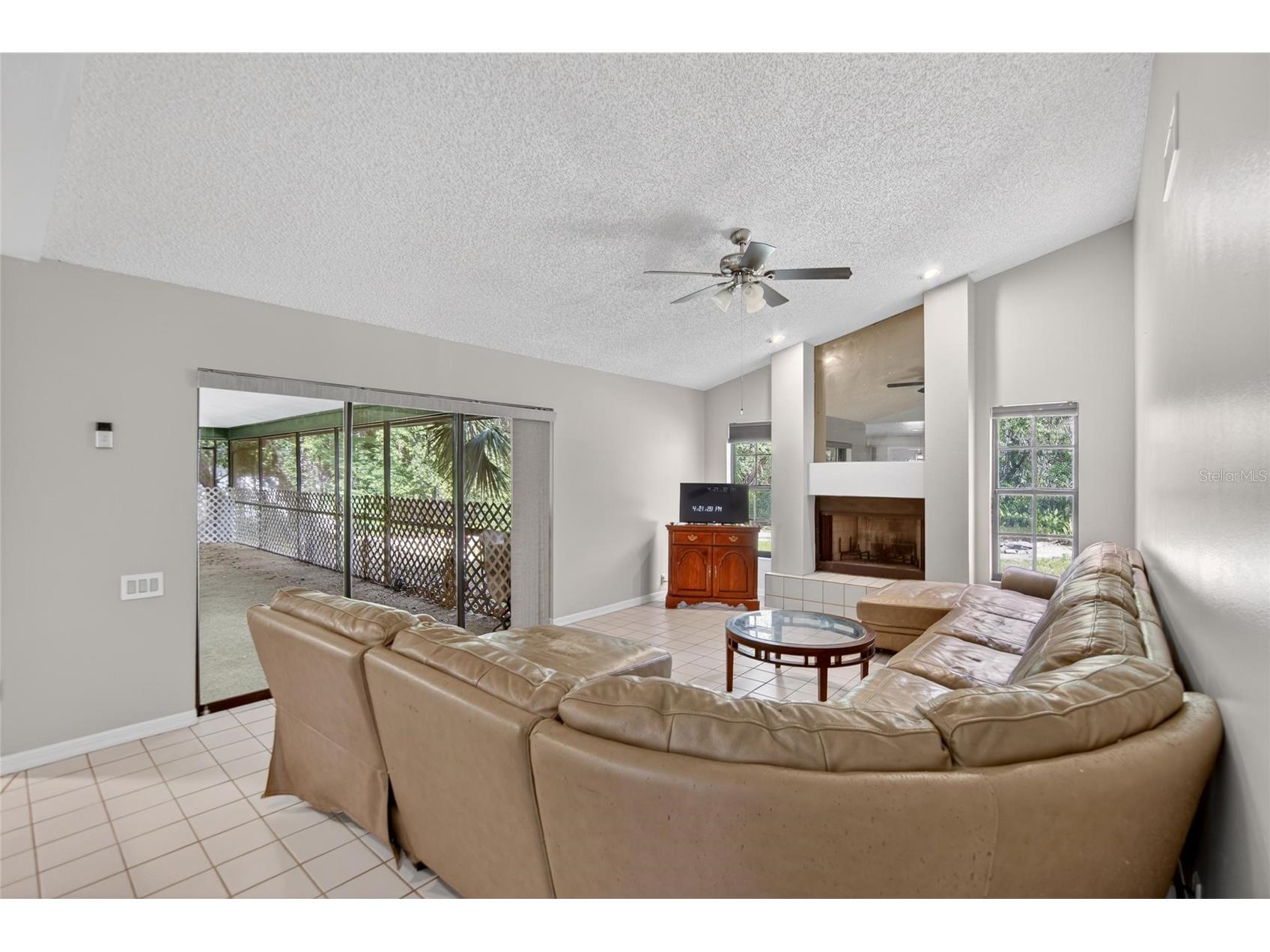 2904 Pine Club Drive Plant City FL 33566 TB8497432 image32