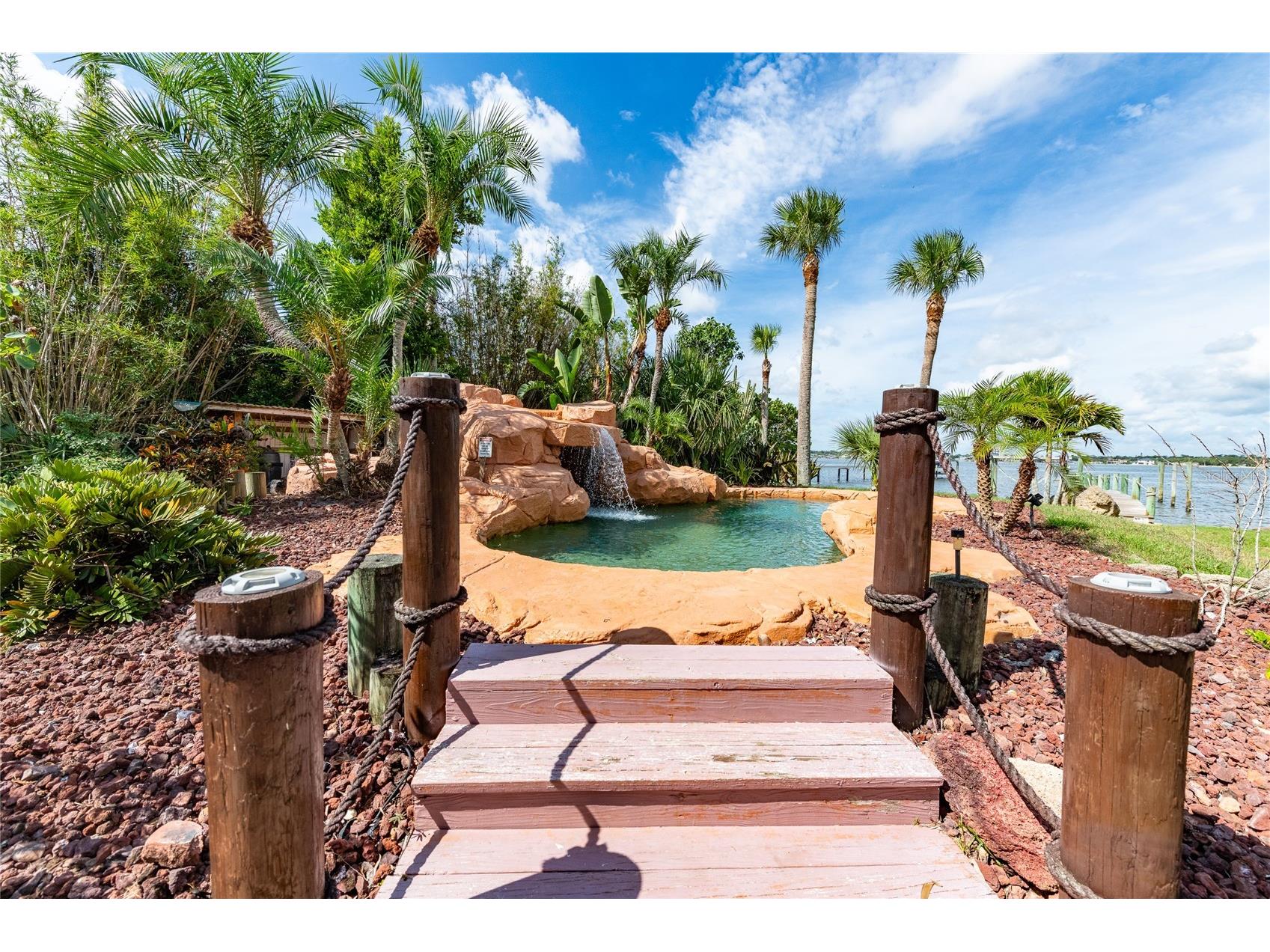 2904 S Peninsula Dr Daytona Beach Shores FL 32118 - HALIFAX RIVER O6398429 image12