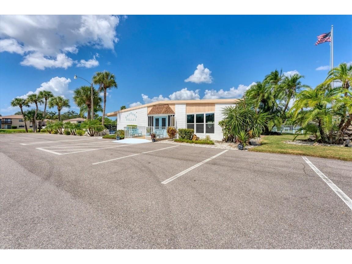 2905 51st Avenue W Bradenton FL 34207 A4667179 image24