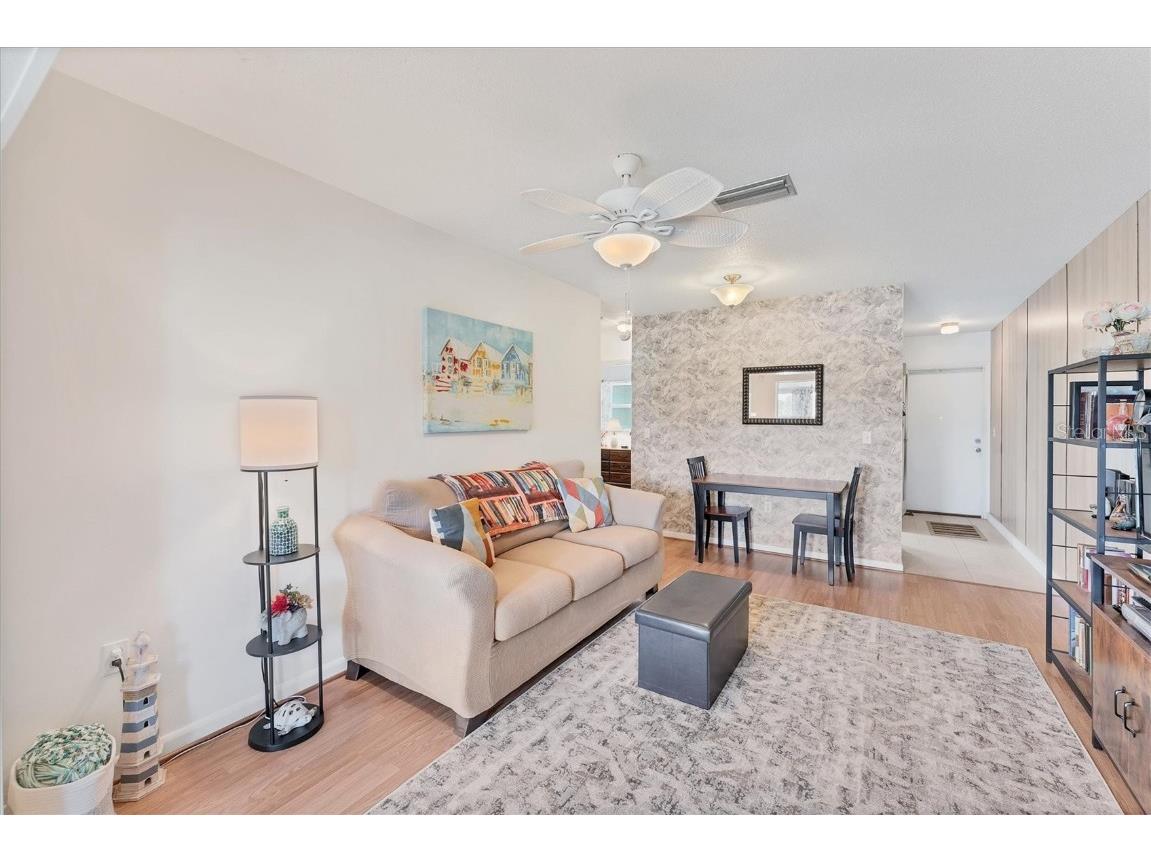 2905 51st Avenue W Bradenton FL 34207 A4667179 image6