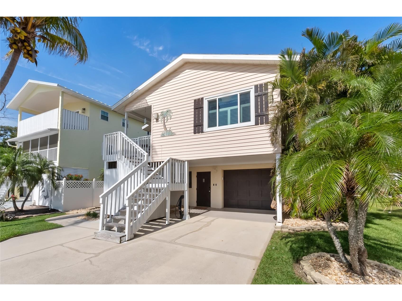 2905 Avenue C Holmes Beach FL 34217 A4690829 image1