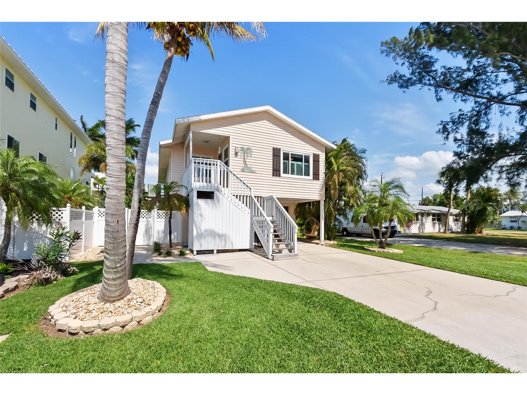 2905 Avenue C Holmes Beach FL 34217 A4690829 image40