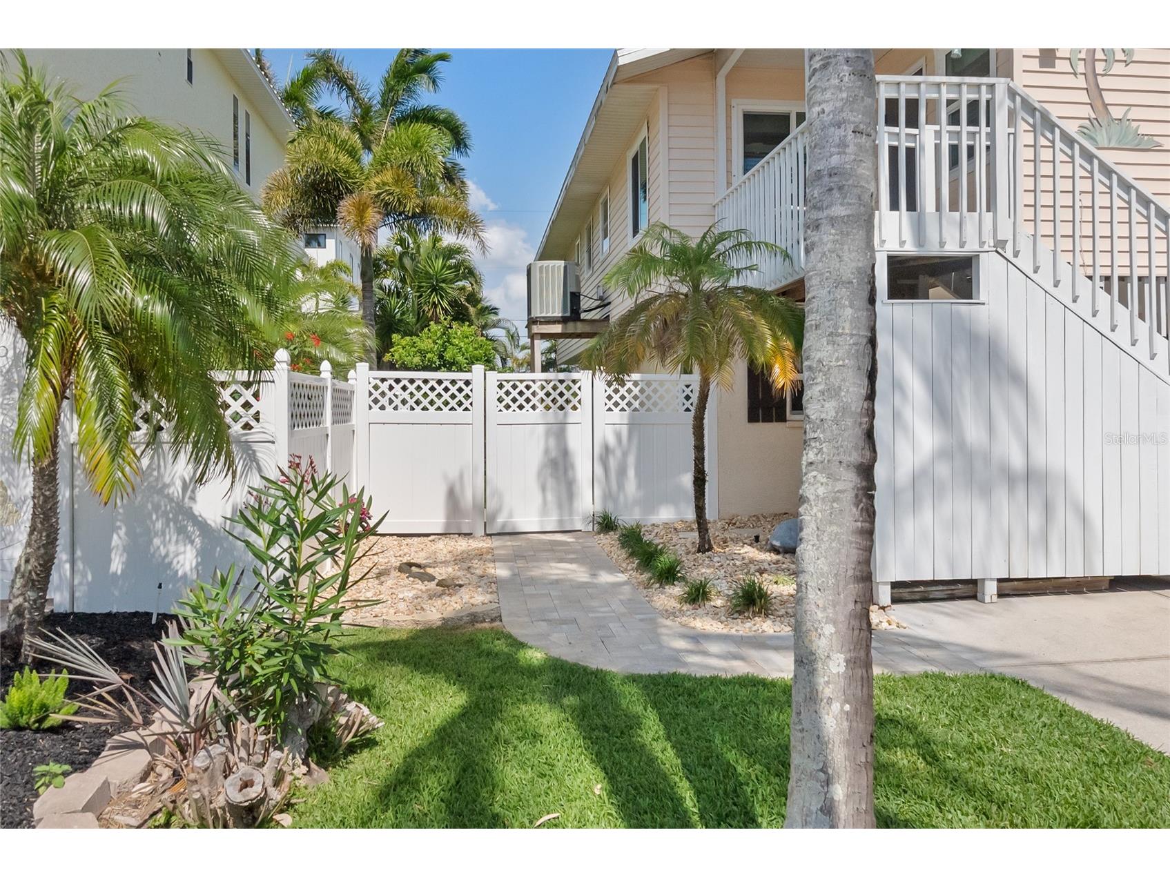 2905 Avenue C Holmes Beach FL 34217 A4690829 image41