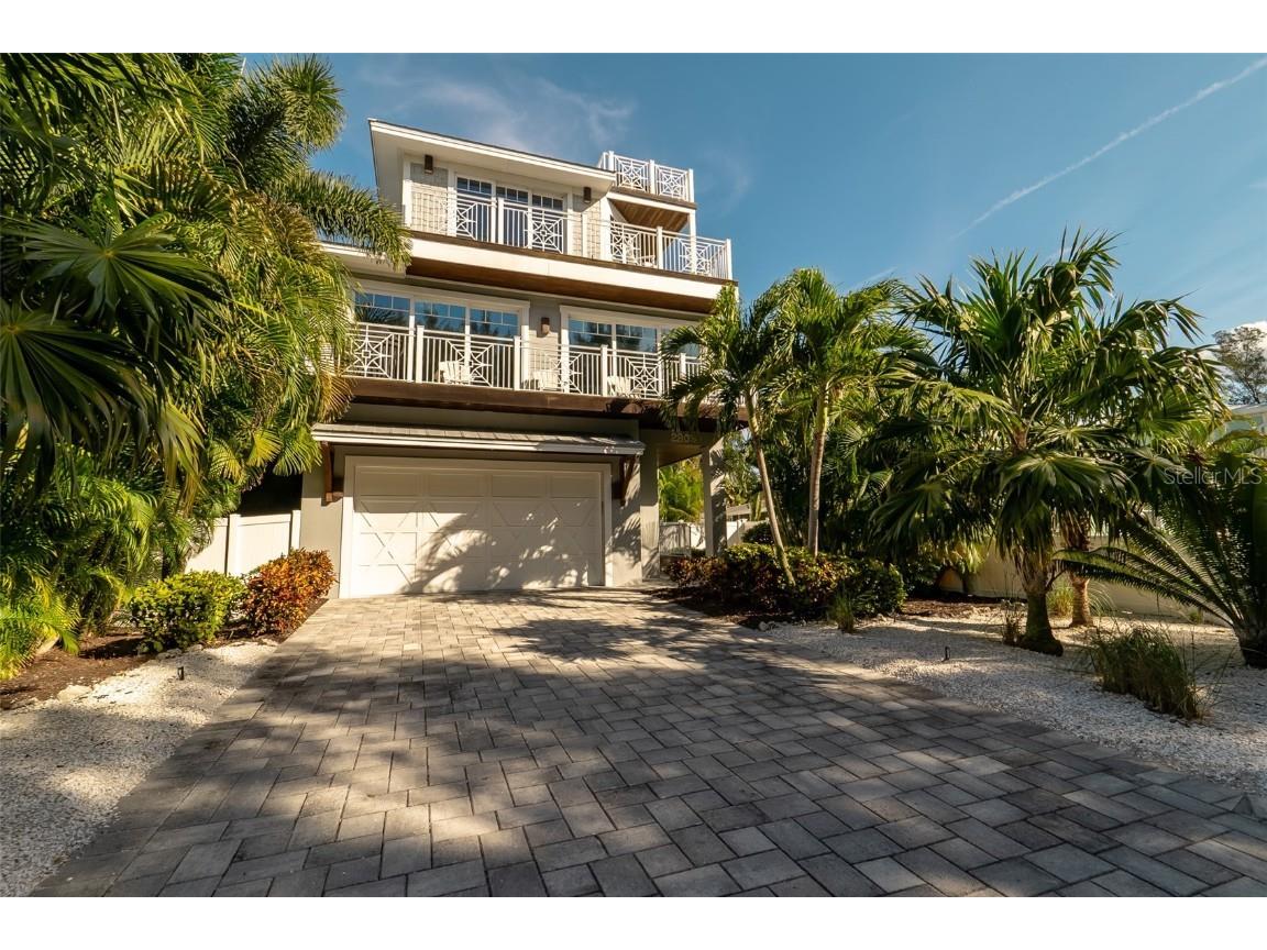 2905 Avenue E Holmes Beach FL 34217 - GULF OF MEXICO A4593117 image1