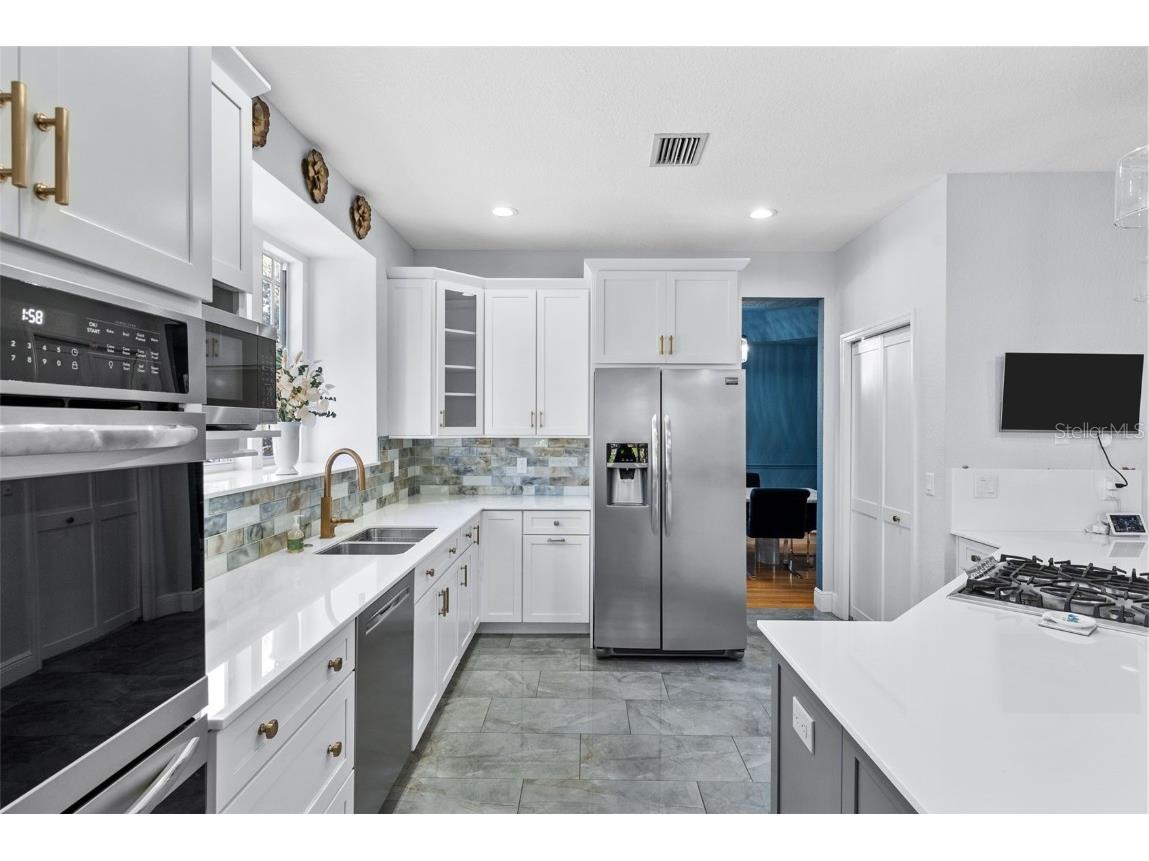 2905 Bayshore Vista Drive Tampa FL 33611 TB8447801 image10