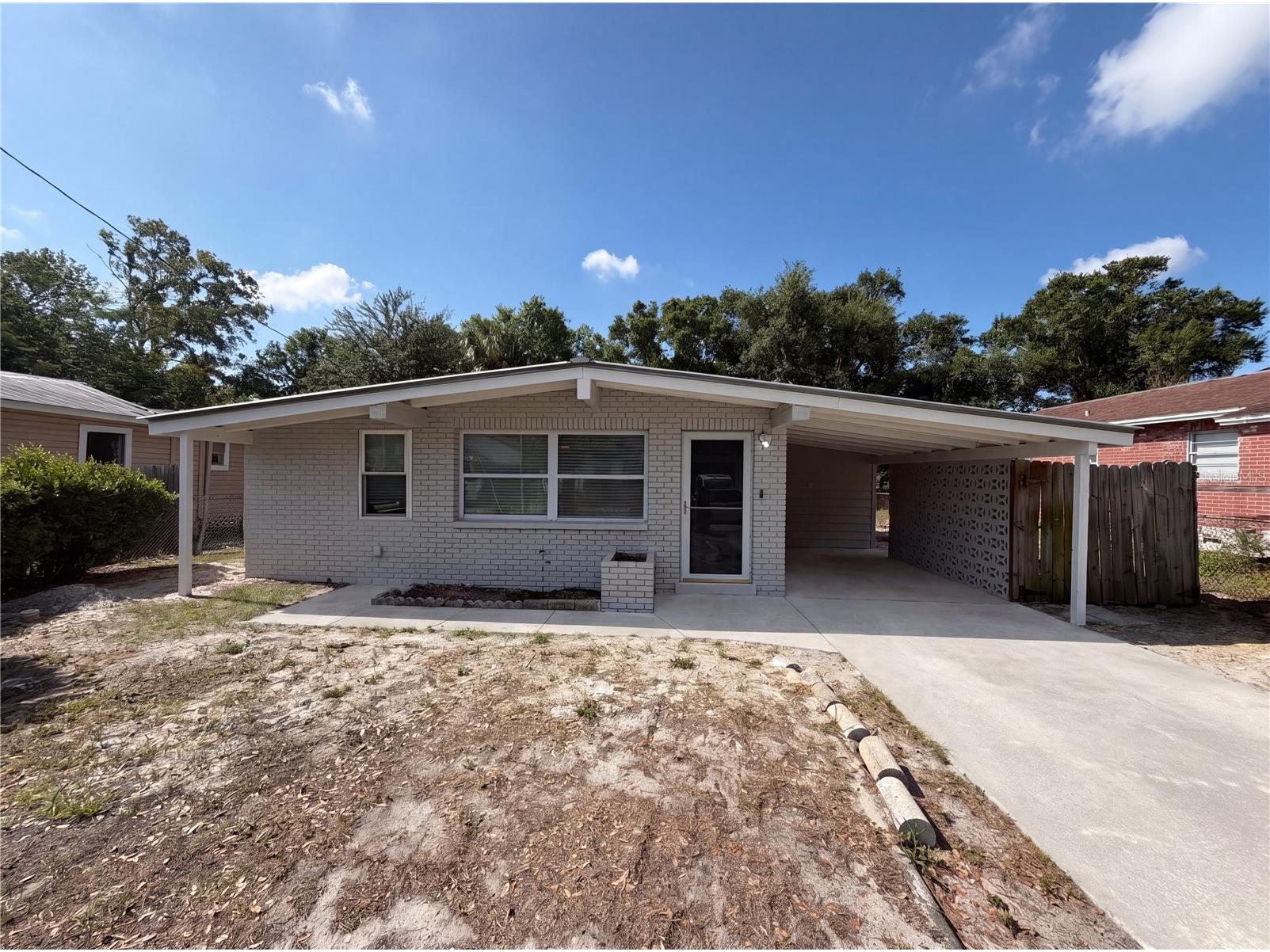 2905 E Chelsea Street Tampa FL 33610 O6404609 image1