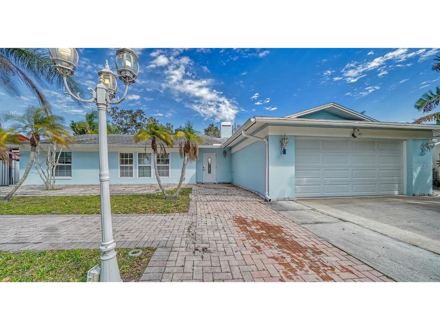 2905 Riviera Drive Sarasota FL 34232 A4598424 image1