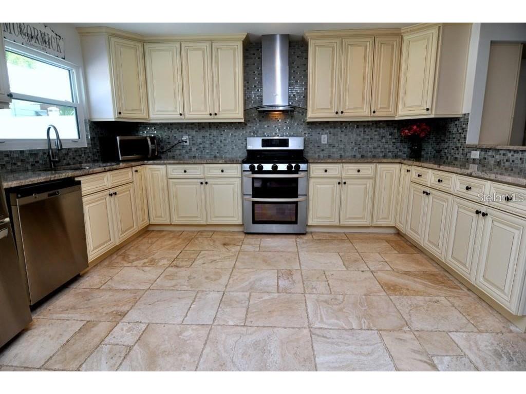 2905 W Bay Court Avenue Tampa FL 33611 TB8423485 image6