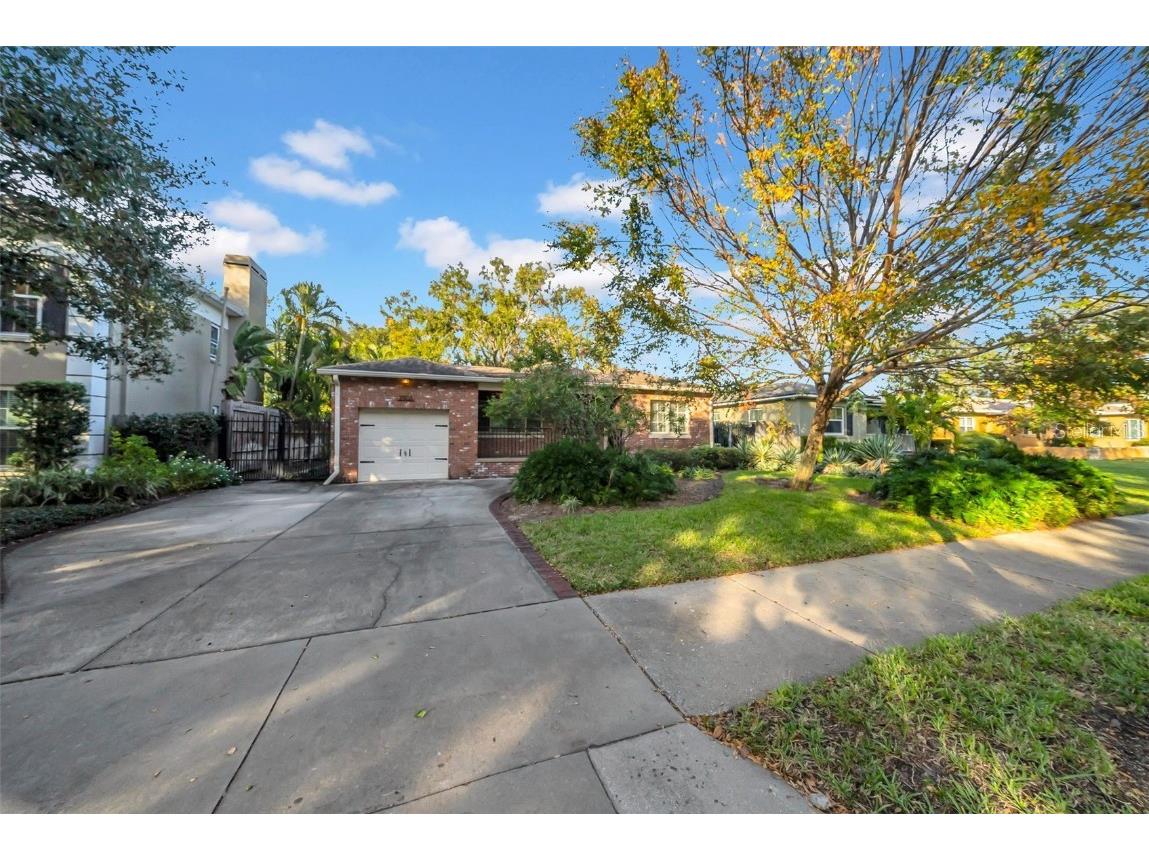 2905 W Fountain Boulevard Tampa FL 33609 TB8328040 image1