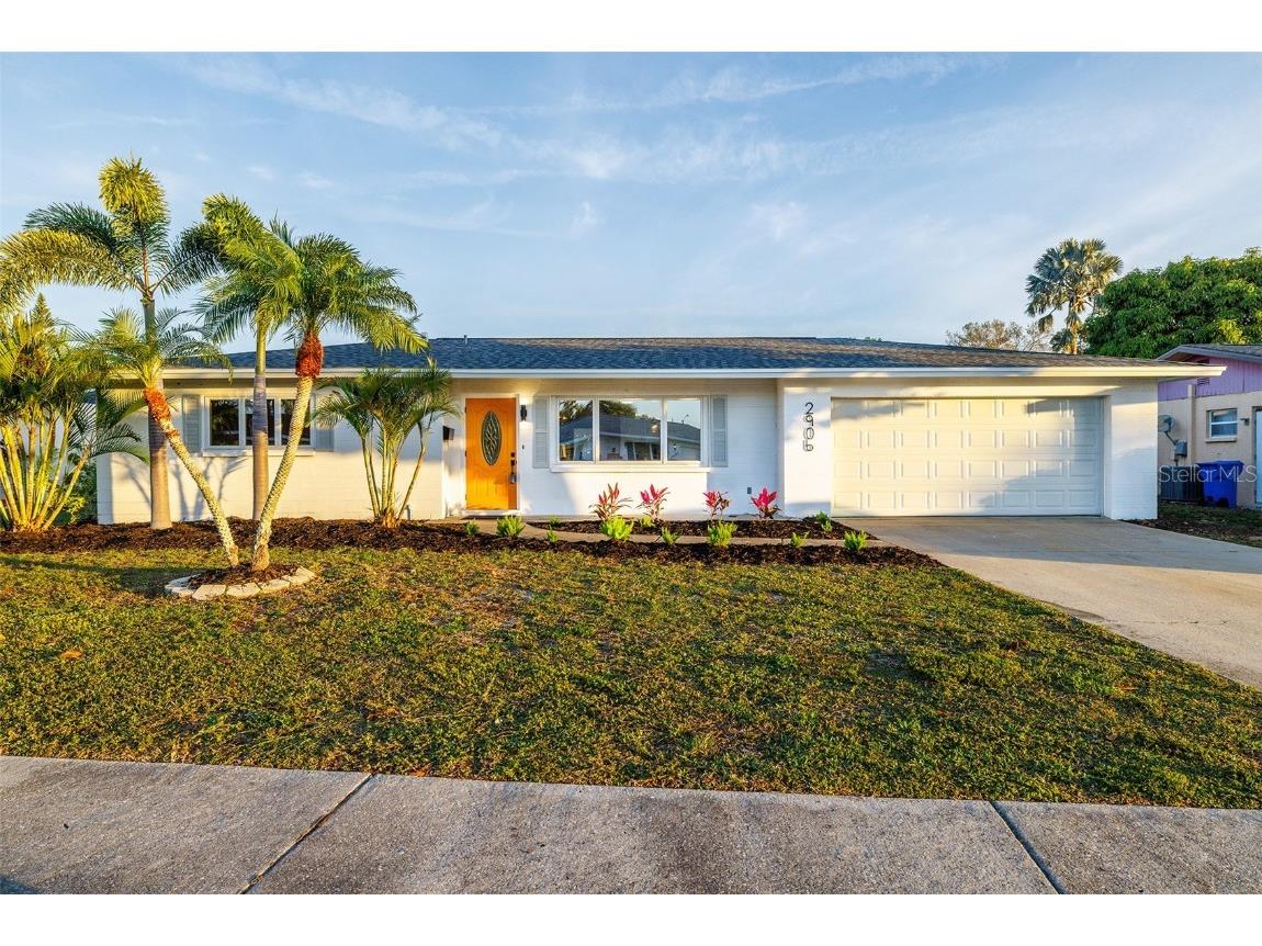 2906 22nd Avenue W Bradenton FL 34205 U8227330 image1