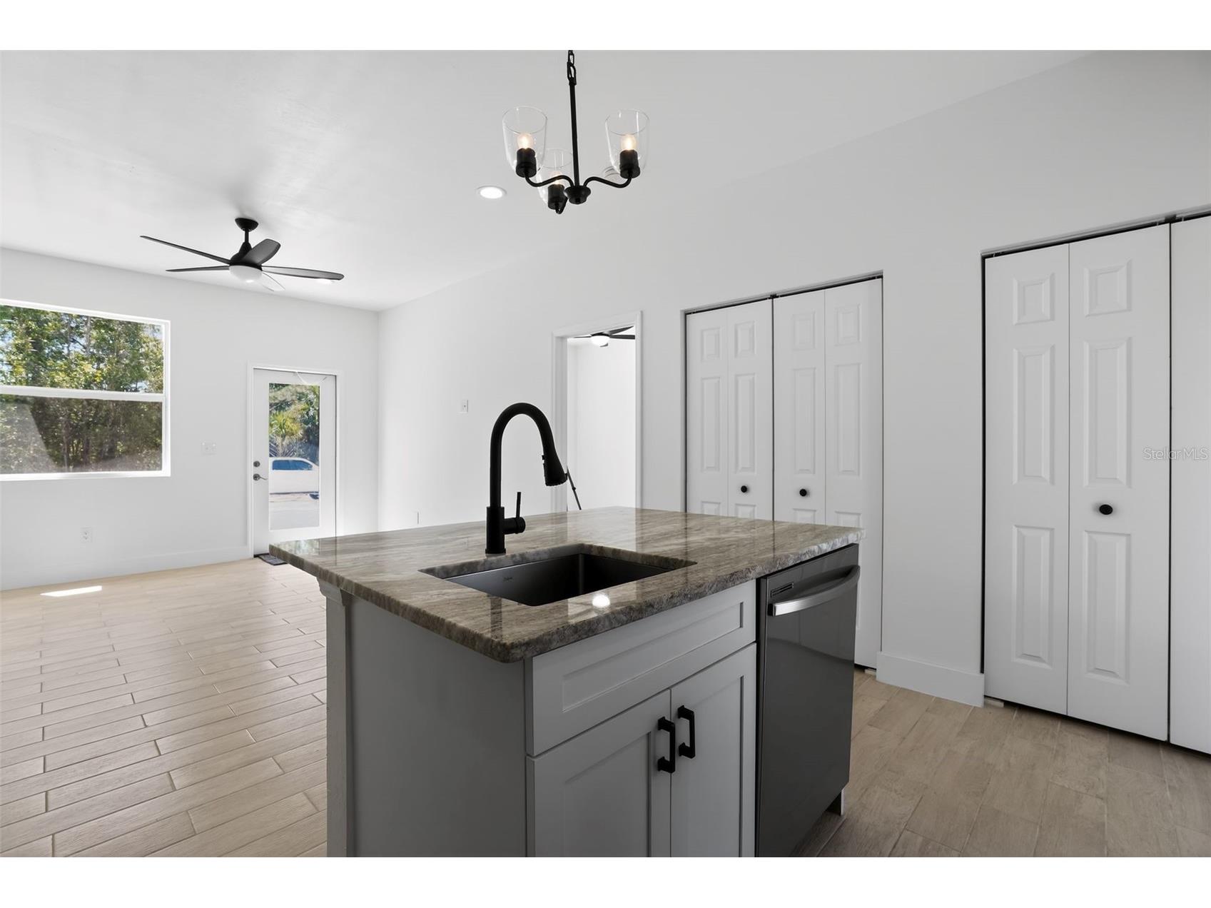 2906 52nd Street W Lehigh Acres FL 33971 O6393135 image9