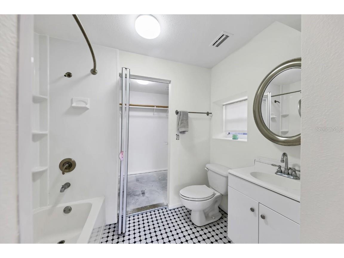 2906 9th Avenue W Bradenton FL 34205 A4660797 image24