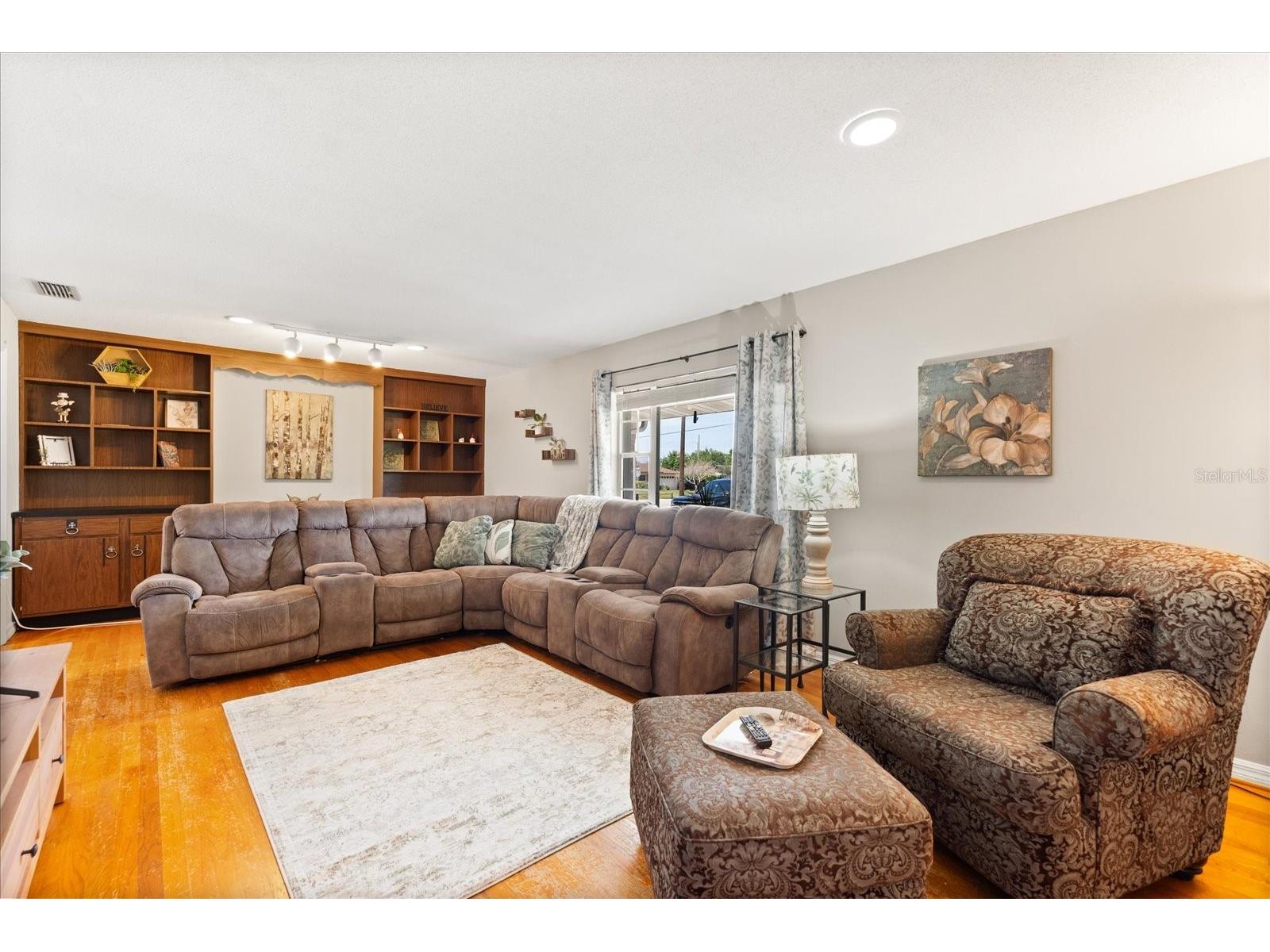 2906 E Grant Avenue Orlando FL 32806 O6394889 image9