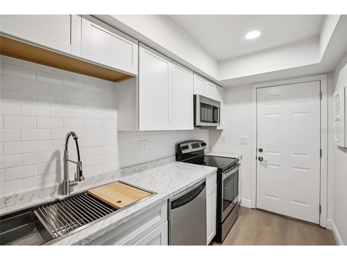 2906 Lichen Lane #B Clearwater FL 33760 TB8448815 image10