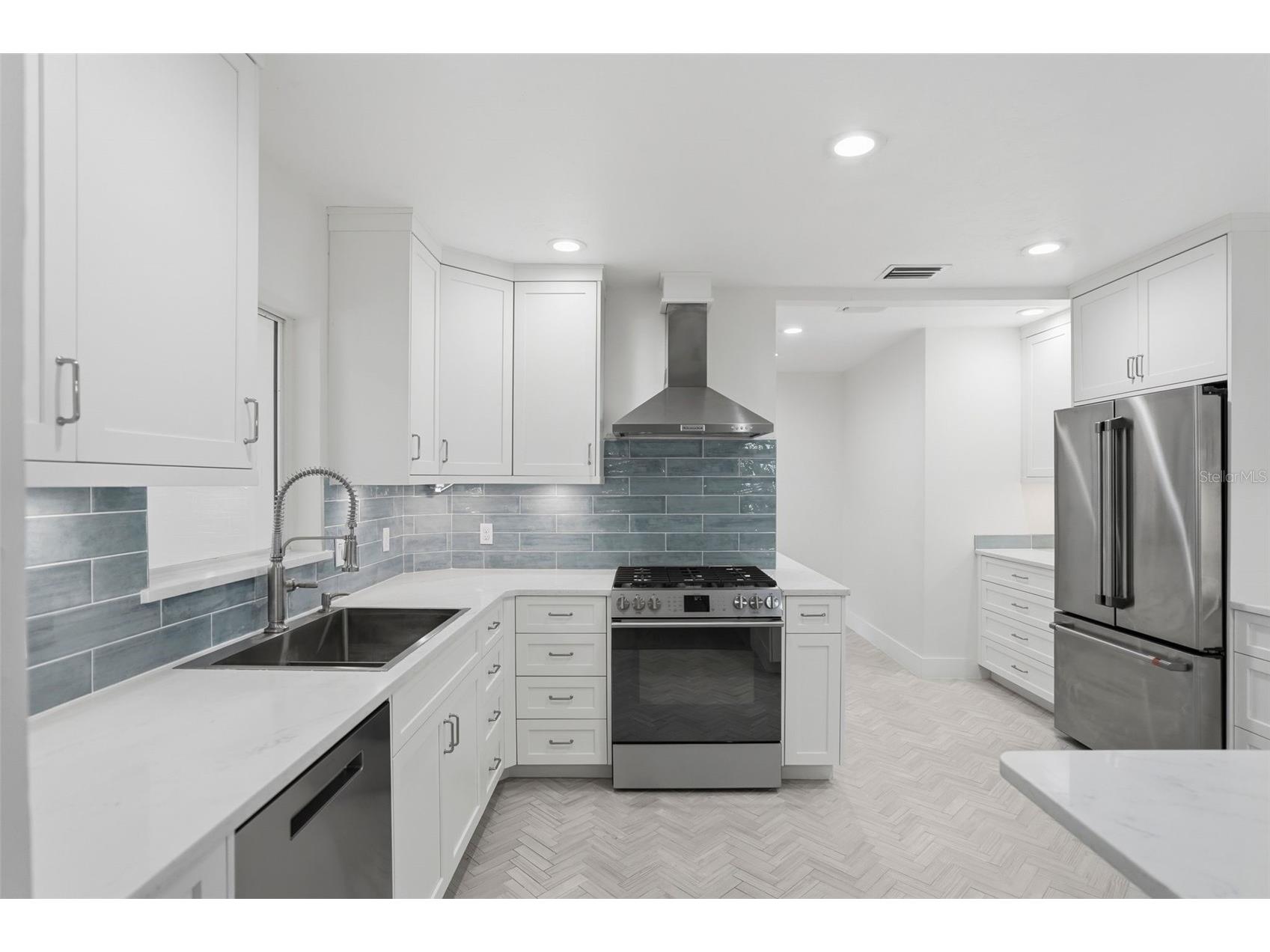 2906 Pass A Grille Way Saint Pete Beach FL 33706 TB8476633 image19