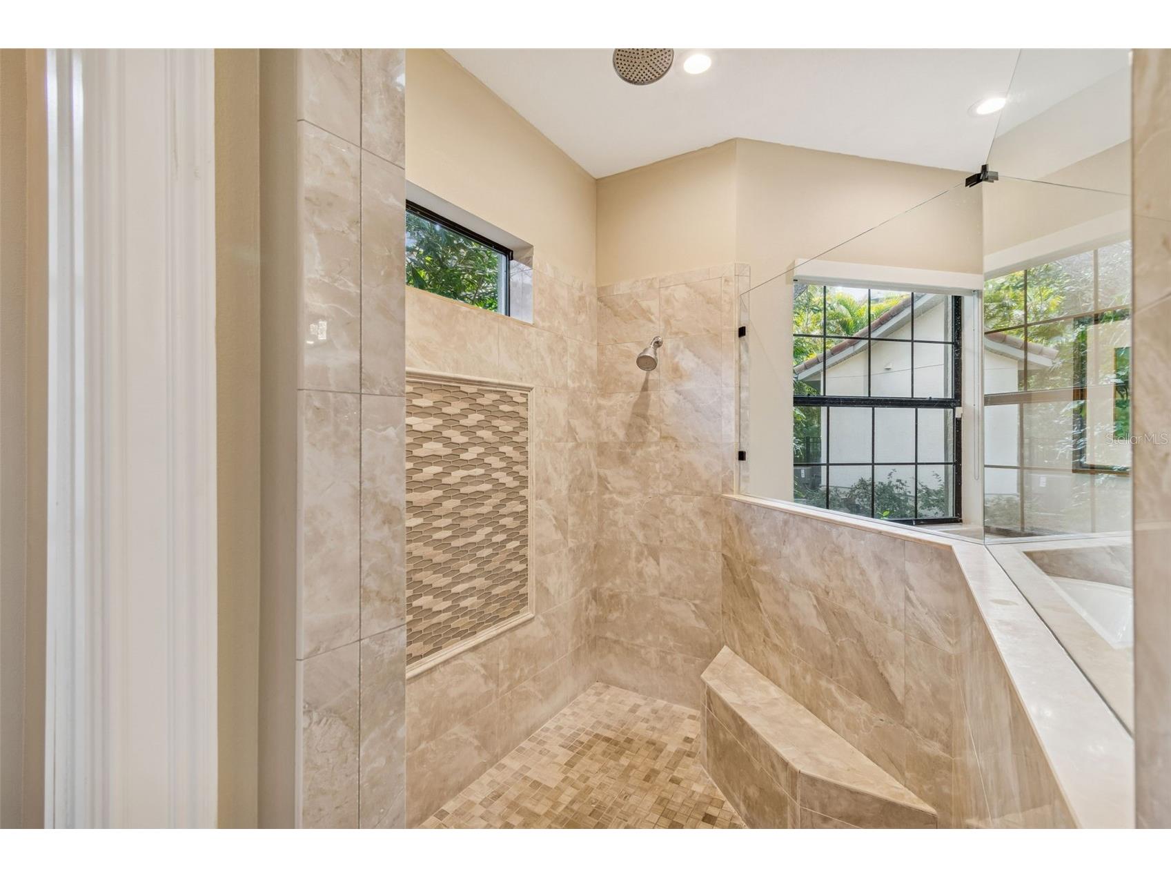2906 W Hawthorne Road Tampa FL 33611 TB8475871 image26