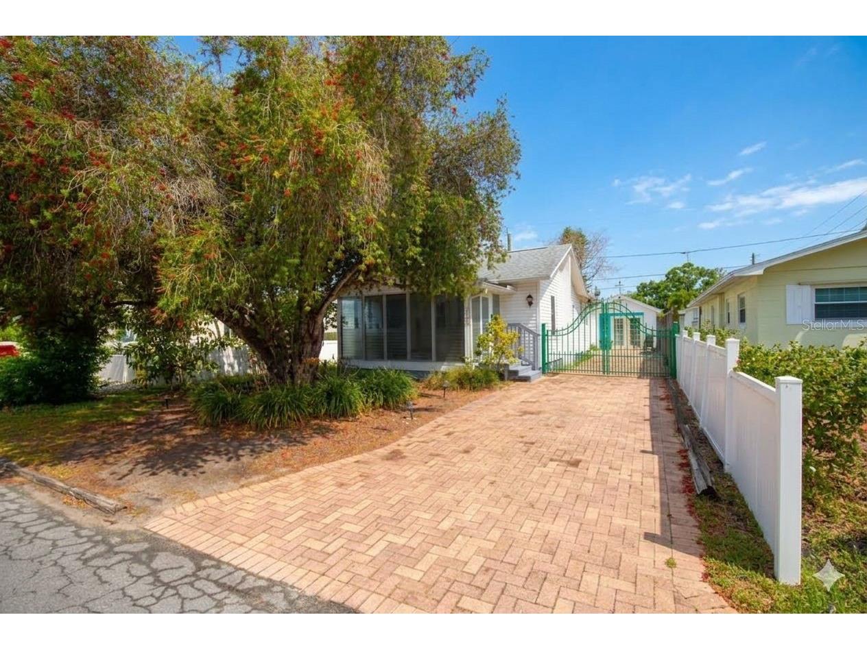 2907 Clinton Street S Gulfport FL 33707 TB8496629 image3