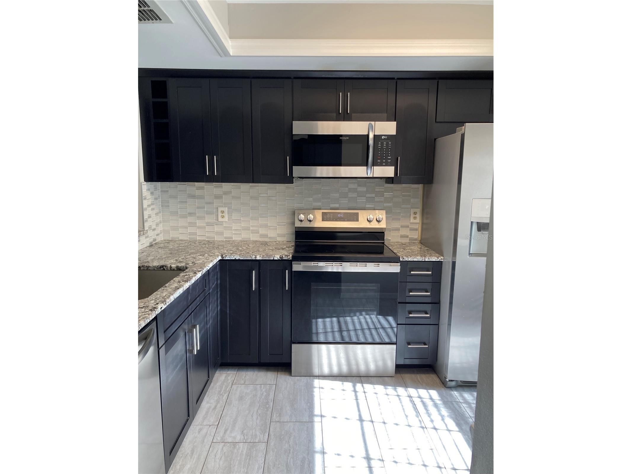 2907 Featherstone Drive Holiday FL 34691 W7881997 image5