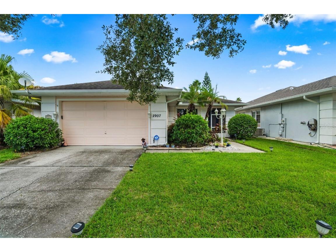 2907 Sunset Lakes Boulevard Kissimmee FL 34747 O6239460 image1
