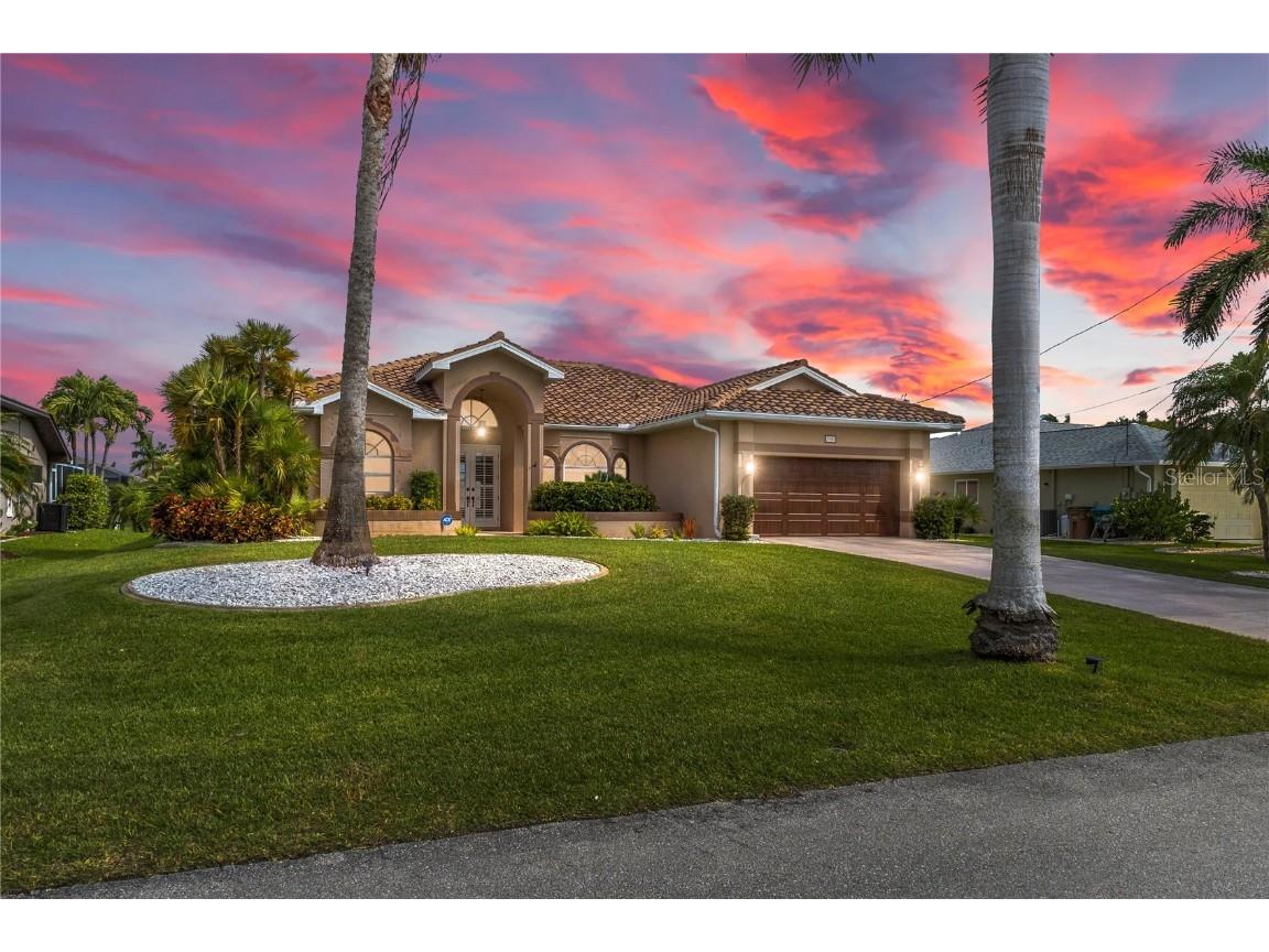 2907 SW 39th Terrace Cape Coral FL 33914 - FERDINAND WATERWAY A4603060 image1