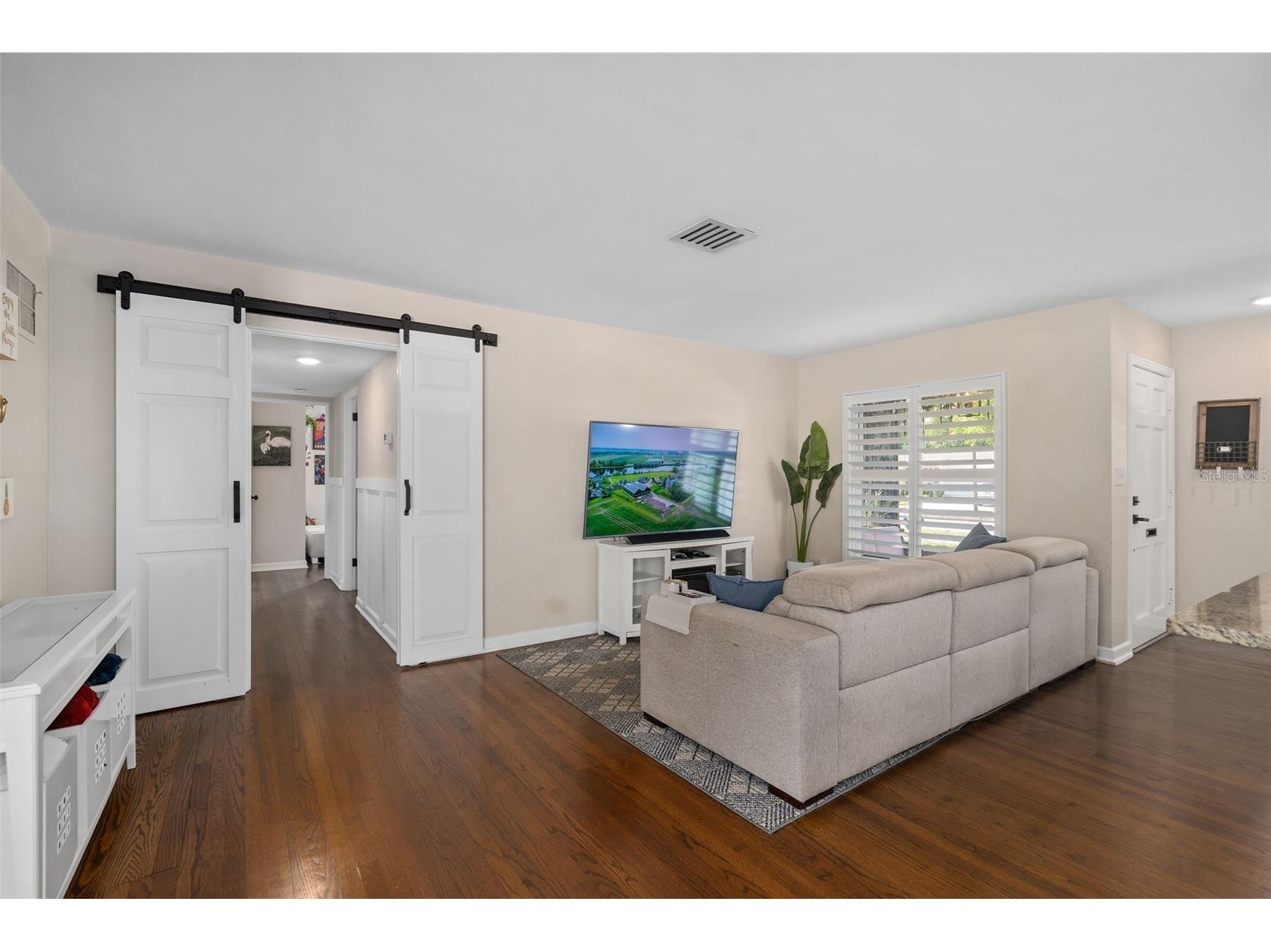 2907 Vine Street Orlando FL 32806 O6405691 image12
