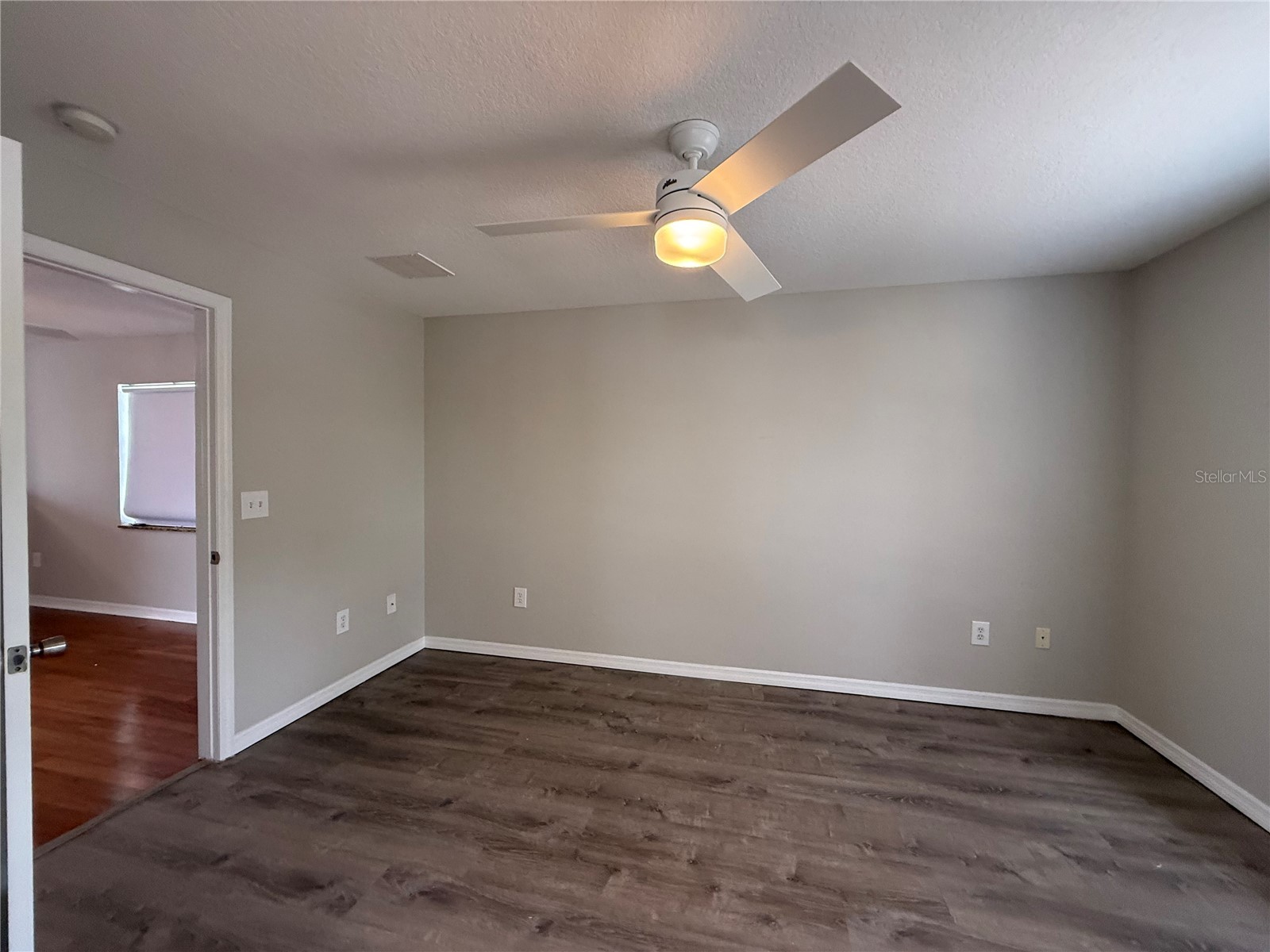 2907 W Chestnut Street Tampa FL 33607 TB8517605 image10