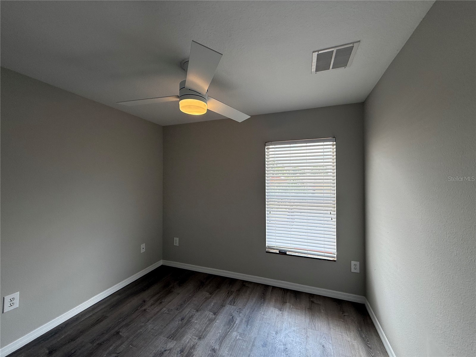 2907 W Chestnut Street Tampa FL 33607 TB8517605 image8