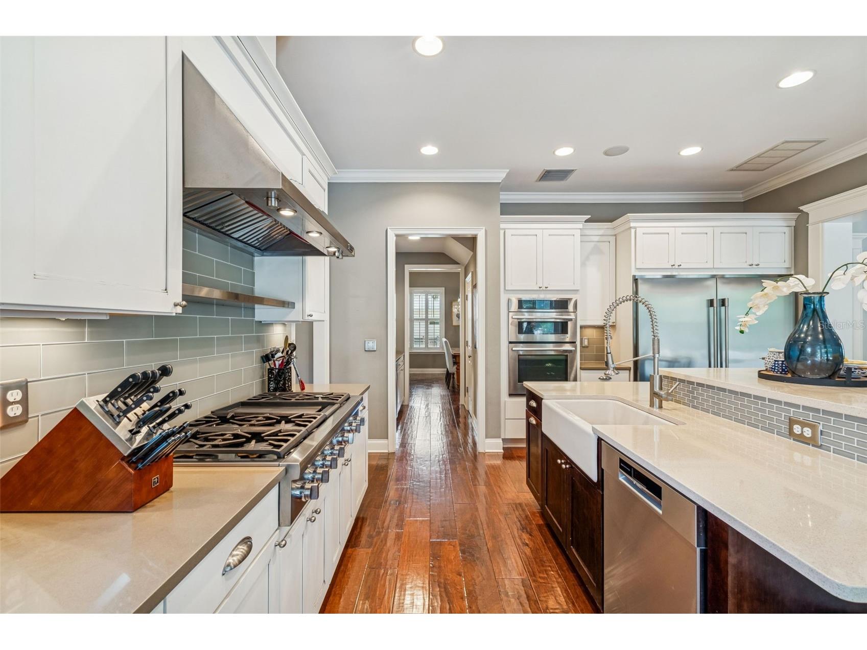 2907 W Hawthorne Road Tampa FL 33611 TB8475416 image20