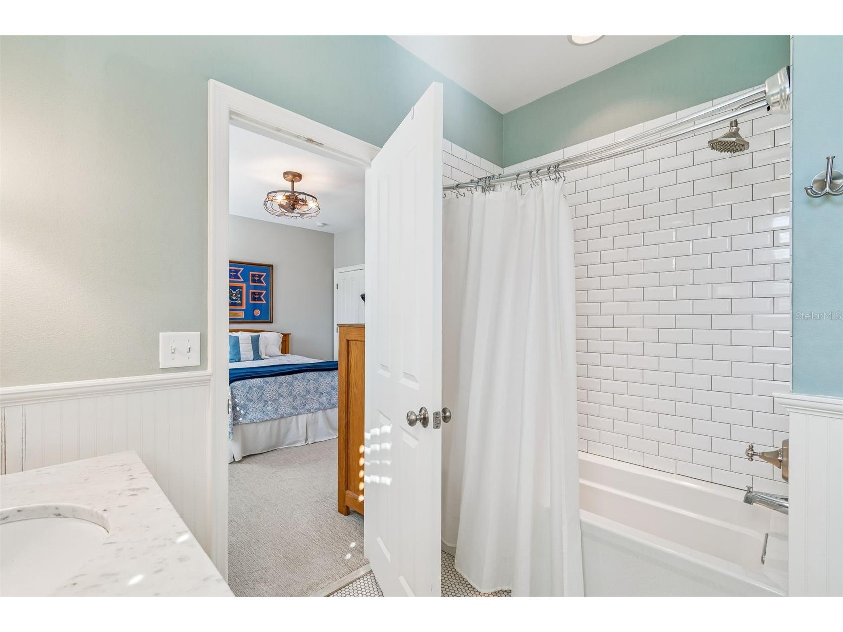 2907 W Hawthorne Road Tampa FL 33611 TB8475416 image37