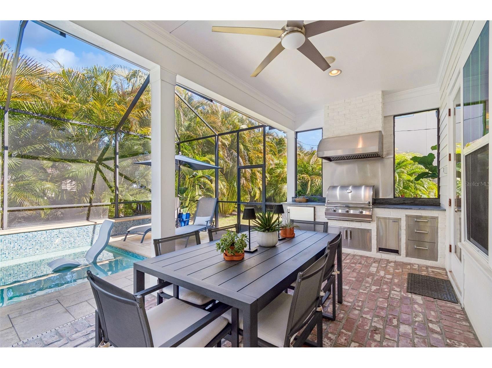 2907 W Hawthorne Road Tampa FL 33611 TB8475416 image48