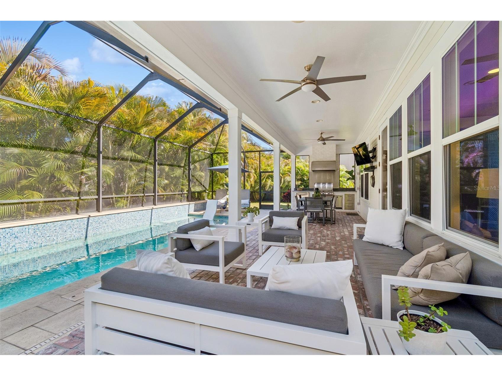 2907 W Hawthorne Road Tampa FL 33611 TB8475416 image53