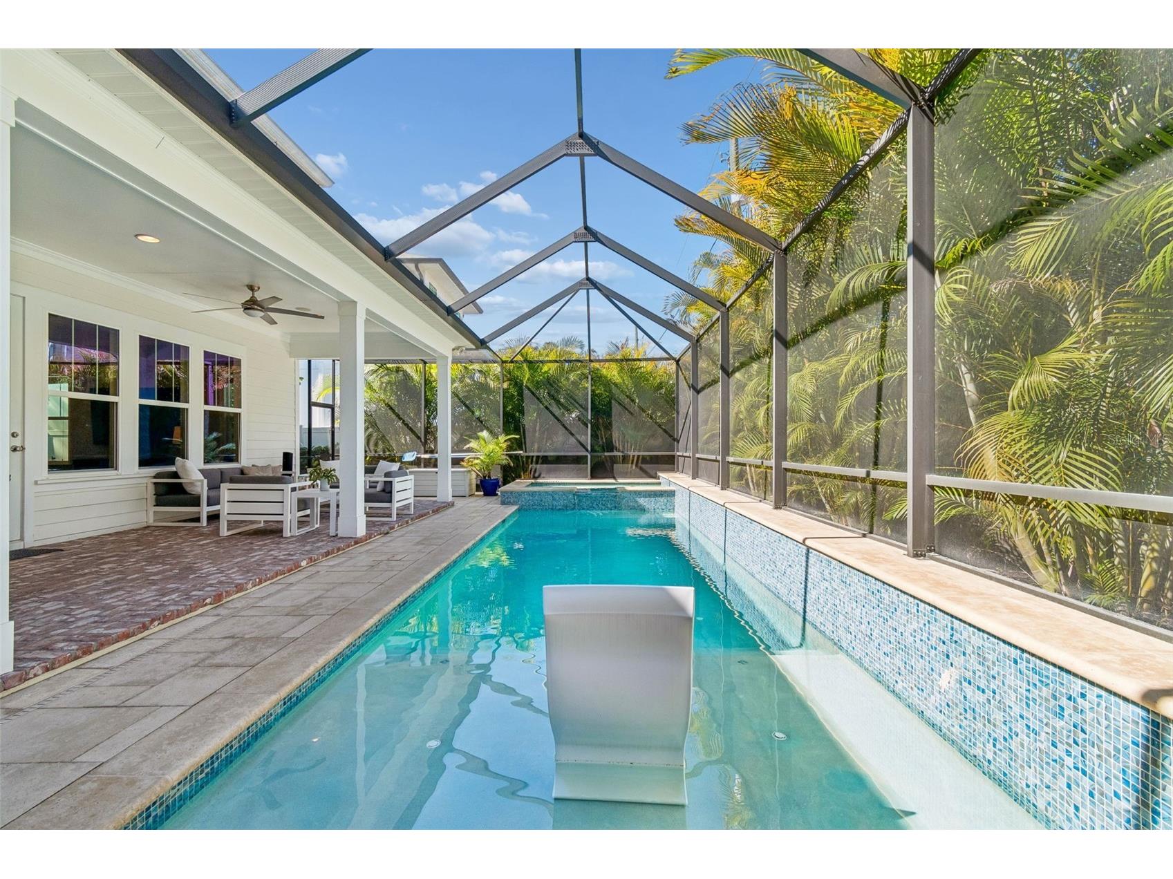 2907 W Hawthorne Road Tampa FL 33611 TB8475416 image7