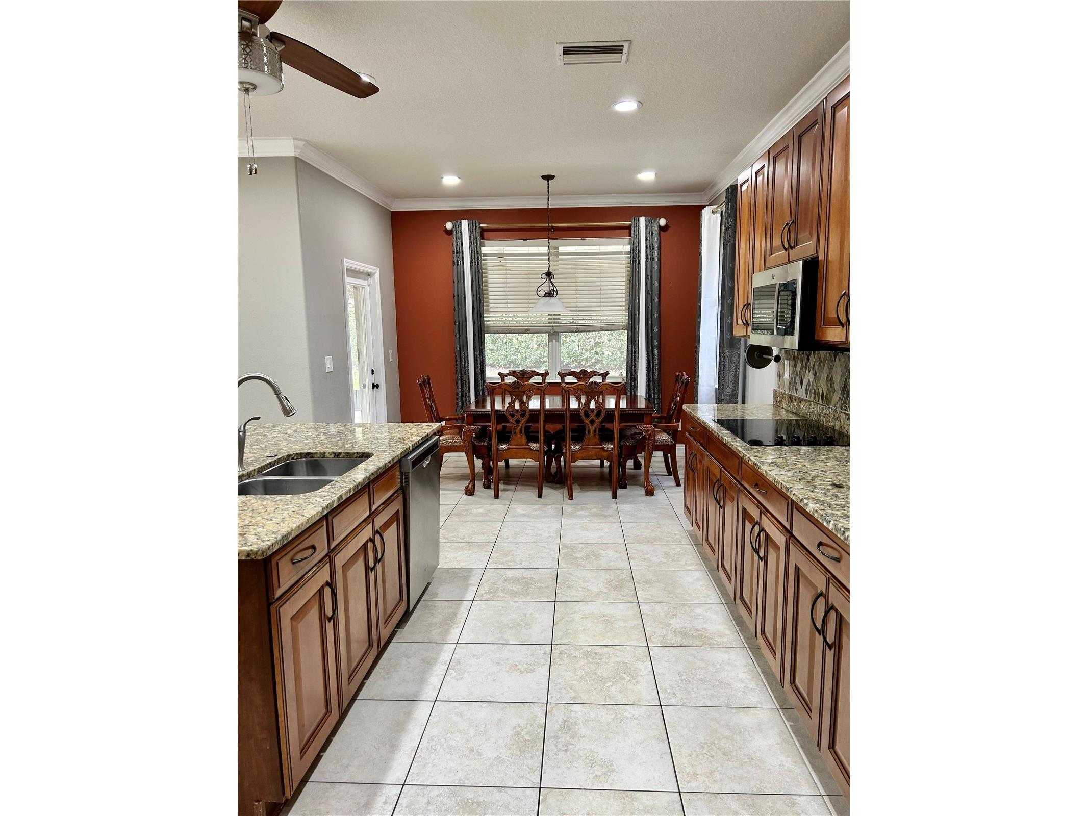 2907 Winglewood Circle Lutz FL 33558 TB8494550 image22