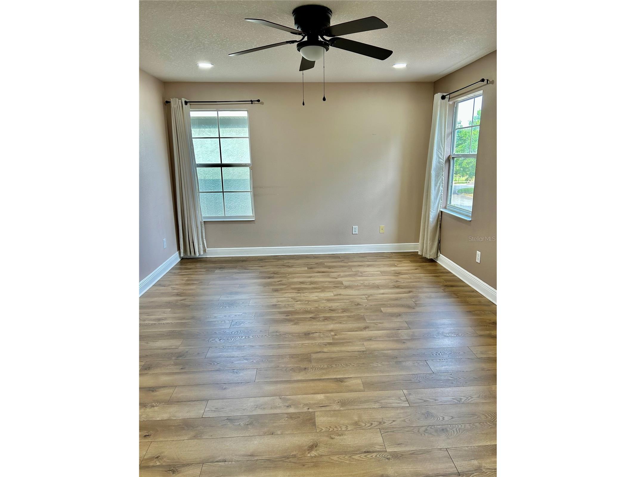 2907 Winglewood Circle Lutz FL 33558 TB8494550 image64