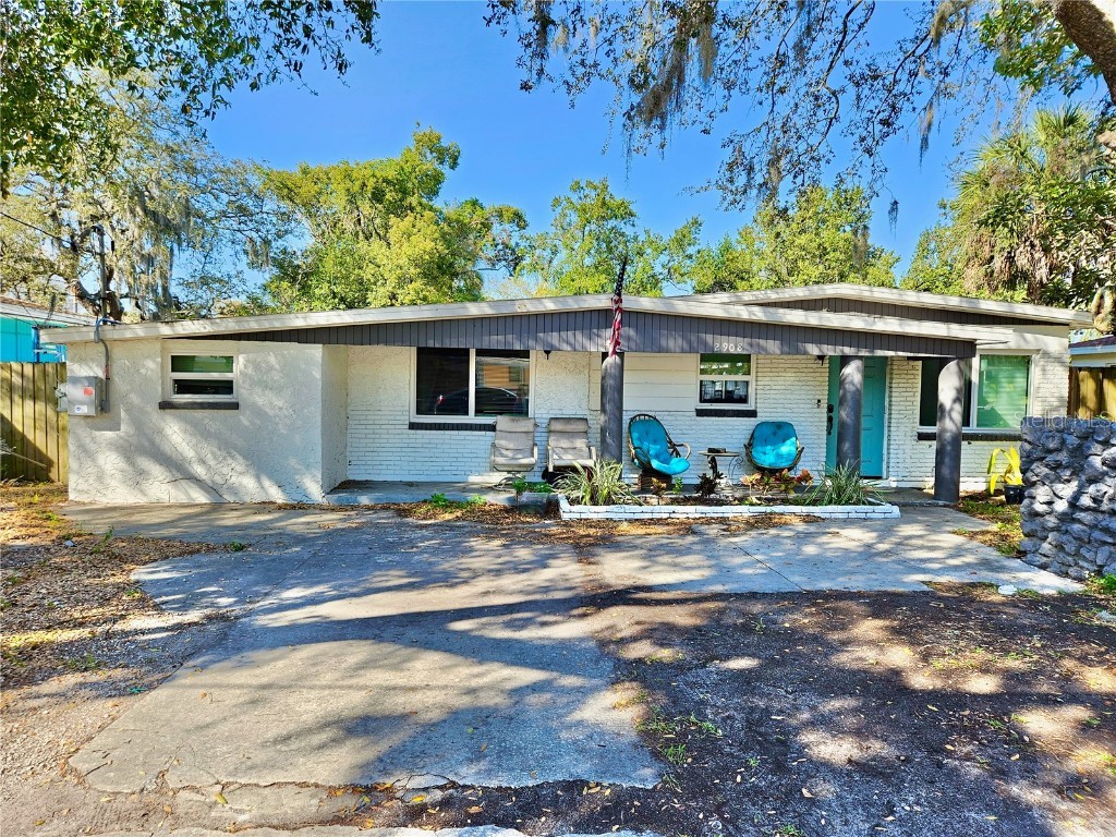 2908 E Howell Street Tampa FL 33610 O6183635 image1