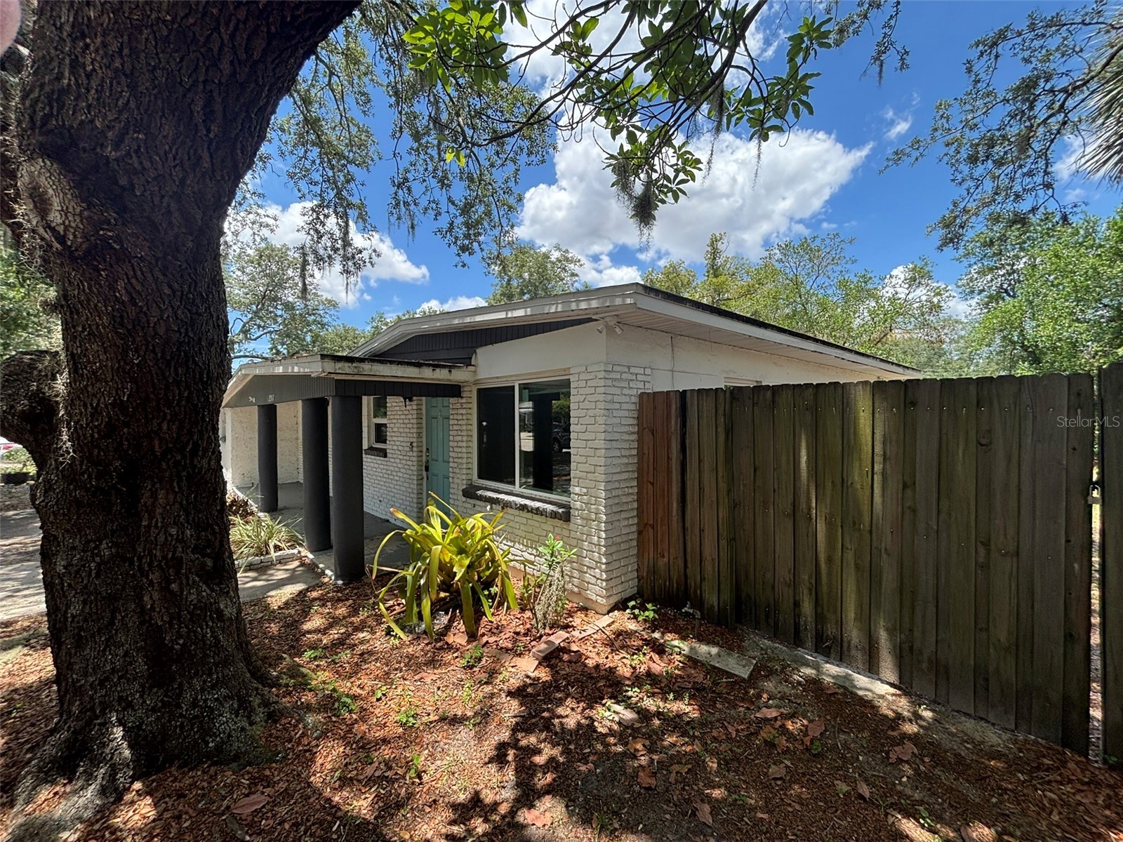 2908 E Howell Street Tampa FL 33610 TB8511821 image1