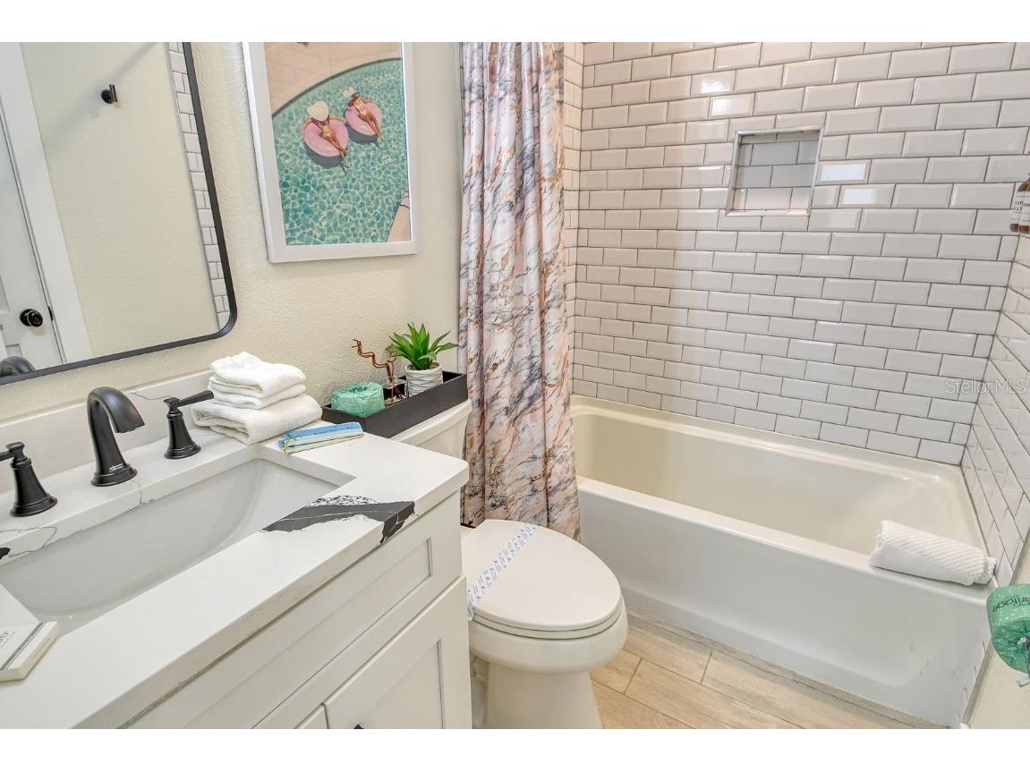 2908 Gulf Drive Holmes Beach FL 34217 A4653182 image17