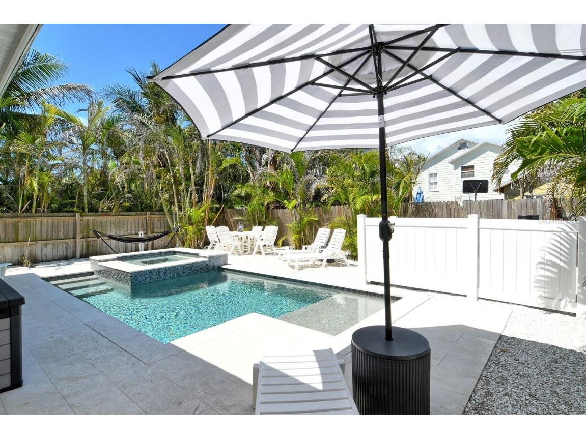 2908 Gulf Drive Holmes Beach FL 34217 A4653182 image2