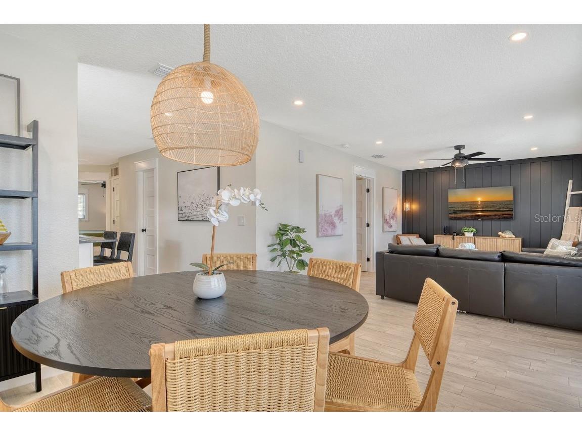 2908 Gulf Drive Holmes Beach FL 34217 A4653182 image7