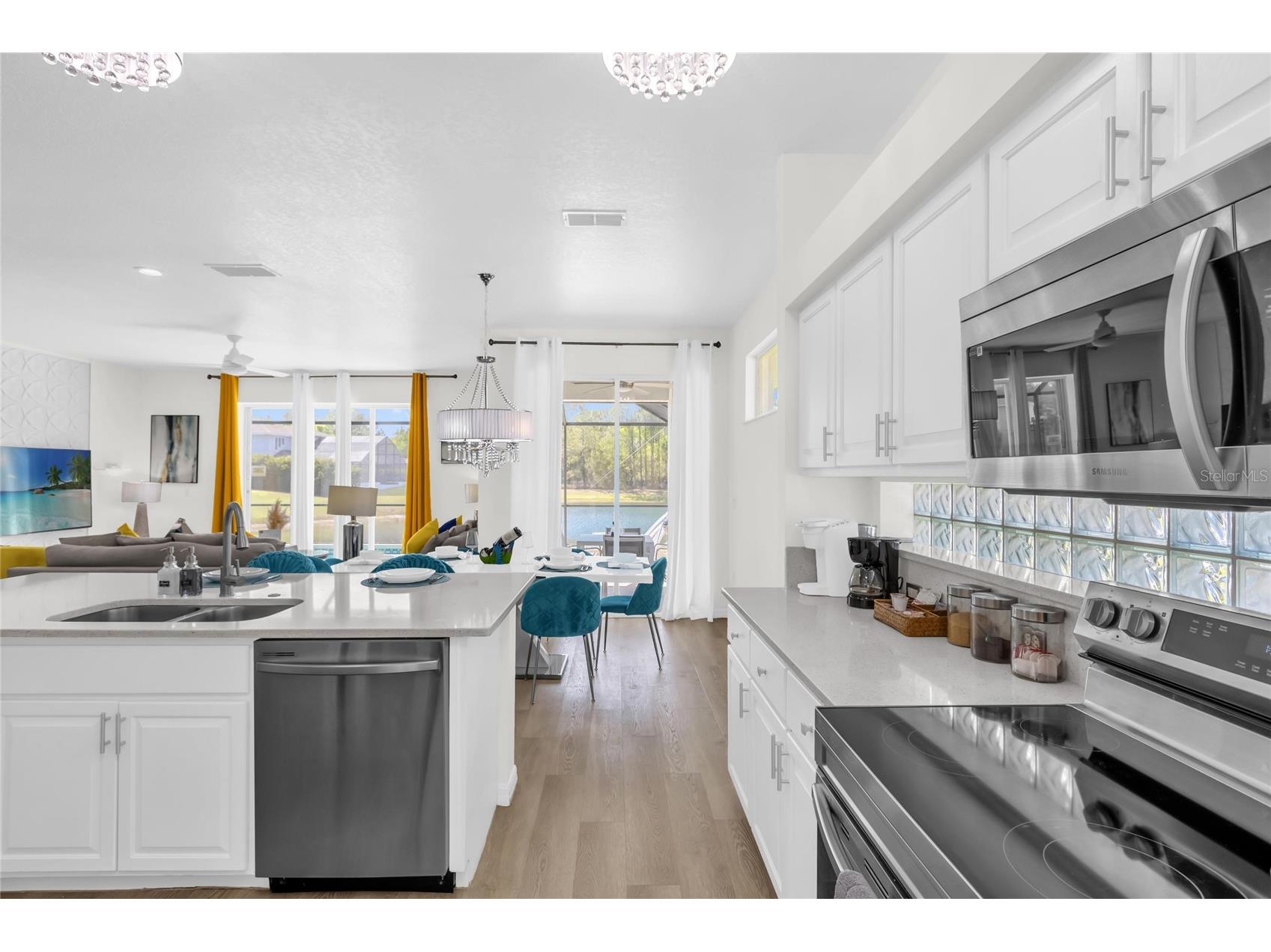 2908 Sunset Lakes Boulevard Kissimmee FL 34747 O6401842 image9
