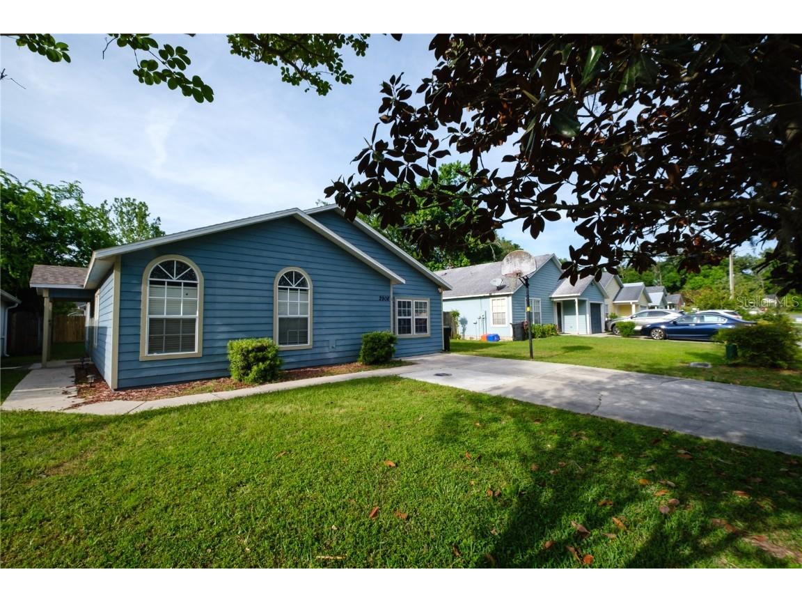 2908 SW 40th Place Gainesville FL 32608 V4935626 image1