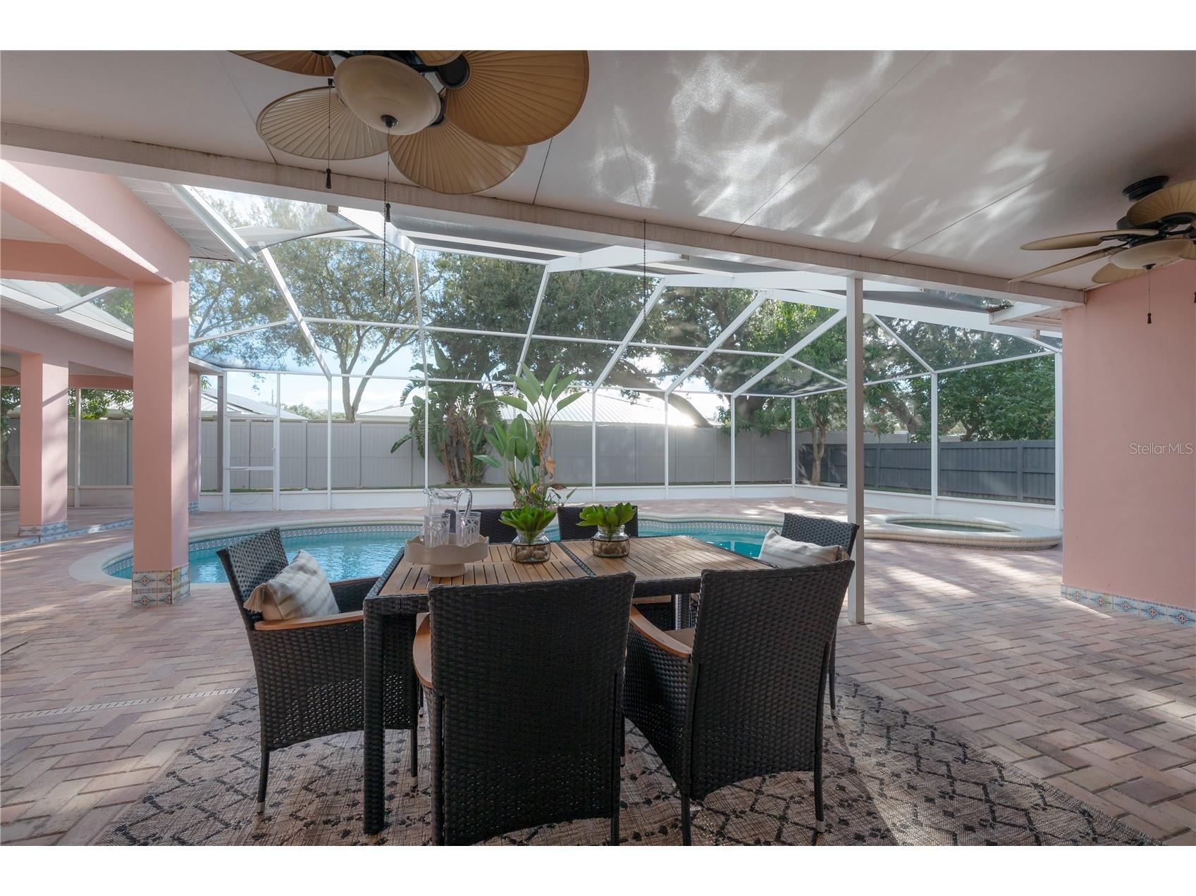 2908 Whittington Place Tampa FL 33618 TB8463409 image20
